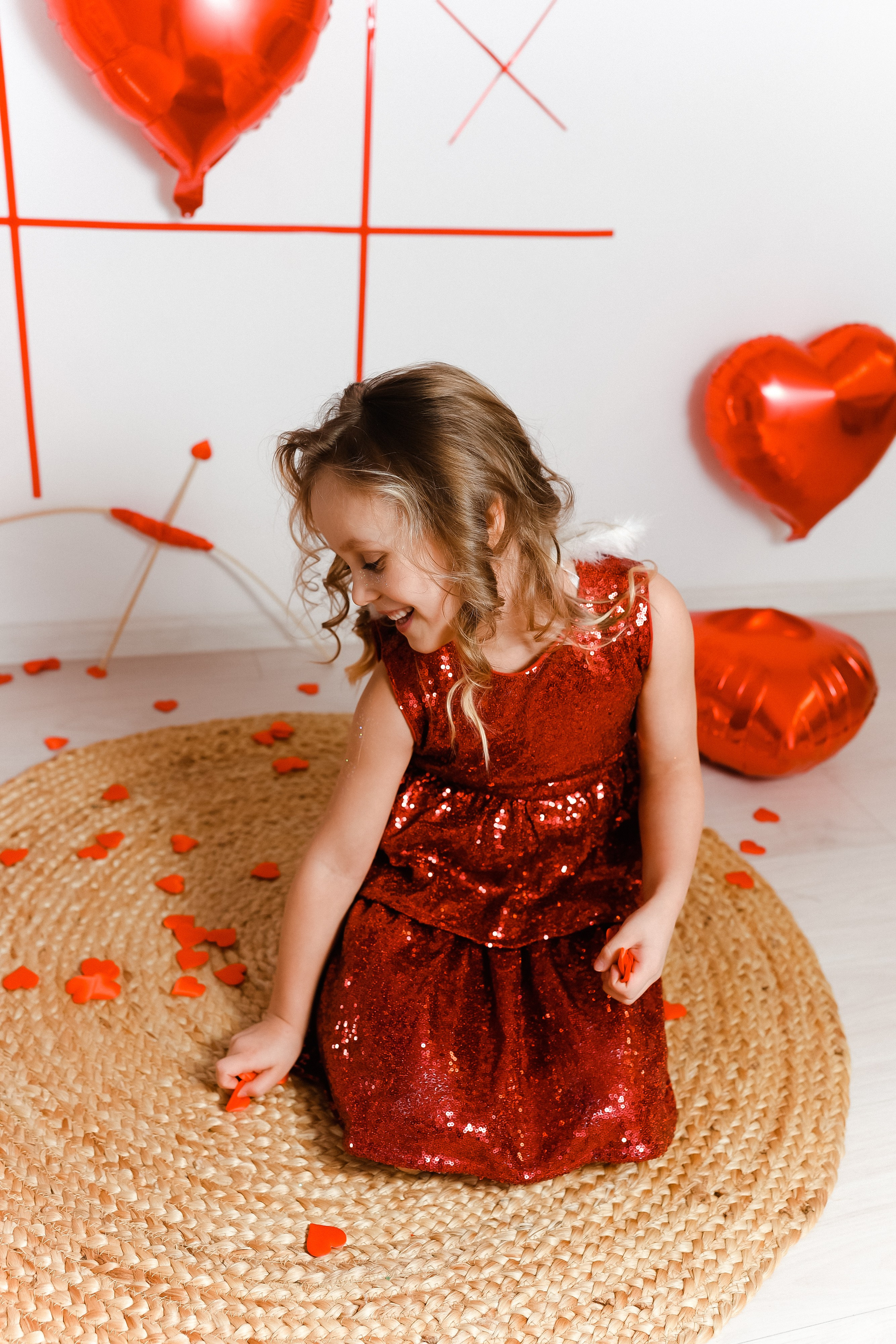 Сердечки. Фотограф новорожденных и детский фотограф в Екатеринбурге Ксени