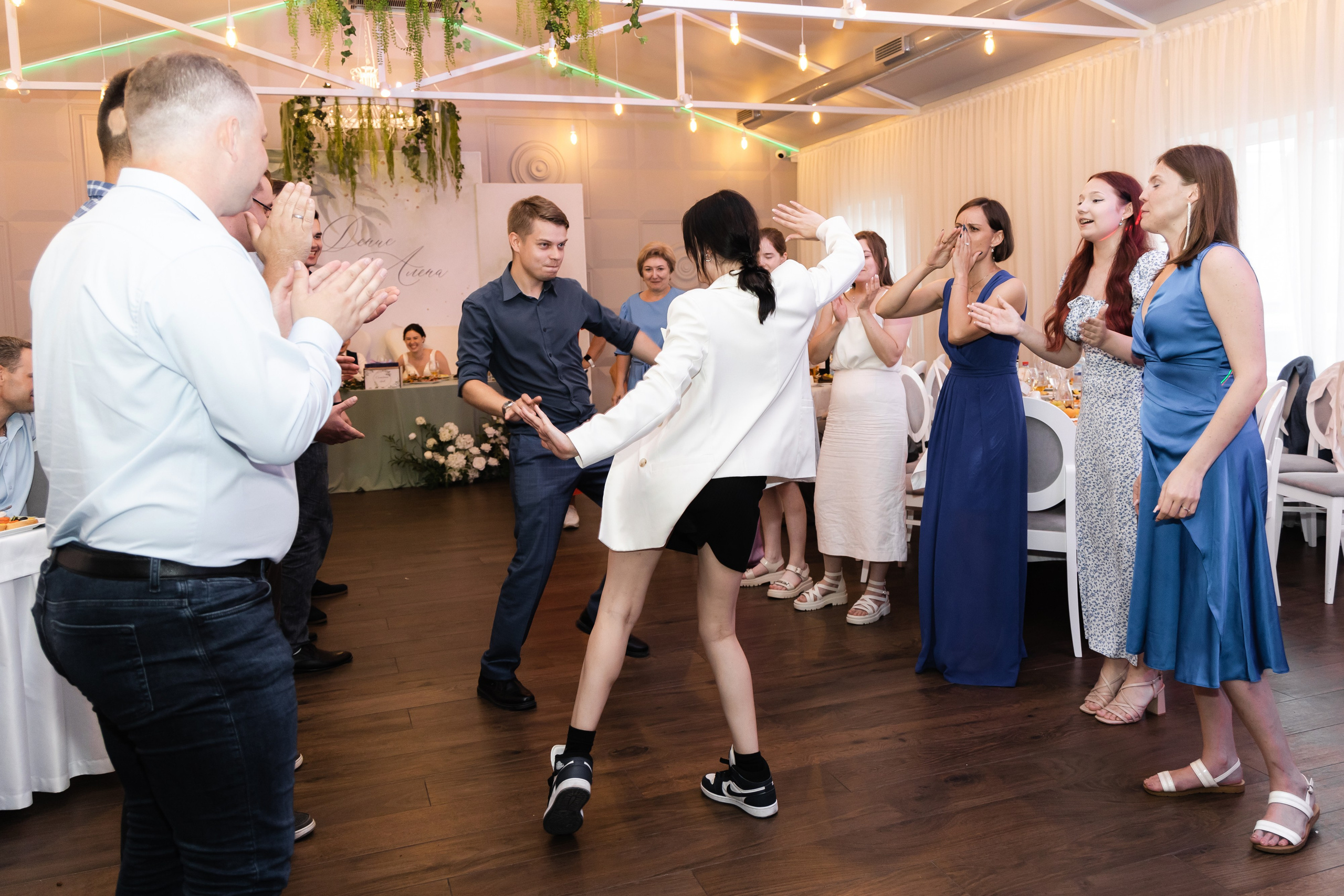 Алёна и Денис (полный день). Фотограф в Барнауле Юлия Садвокасова