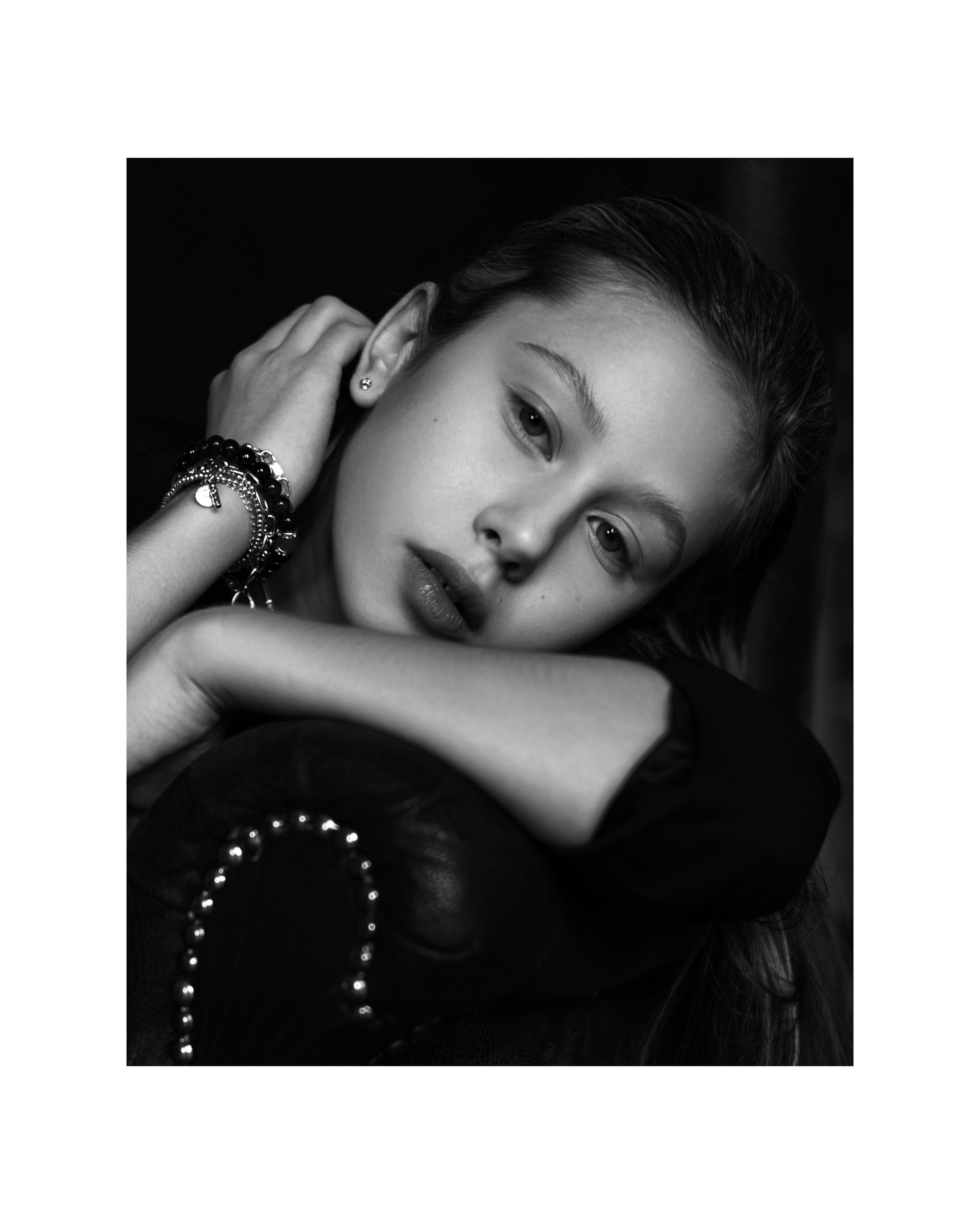 Adel. Фотограф Москва Виктория Вишневская актерское / модельное портфолио