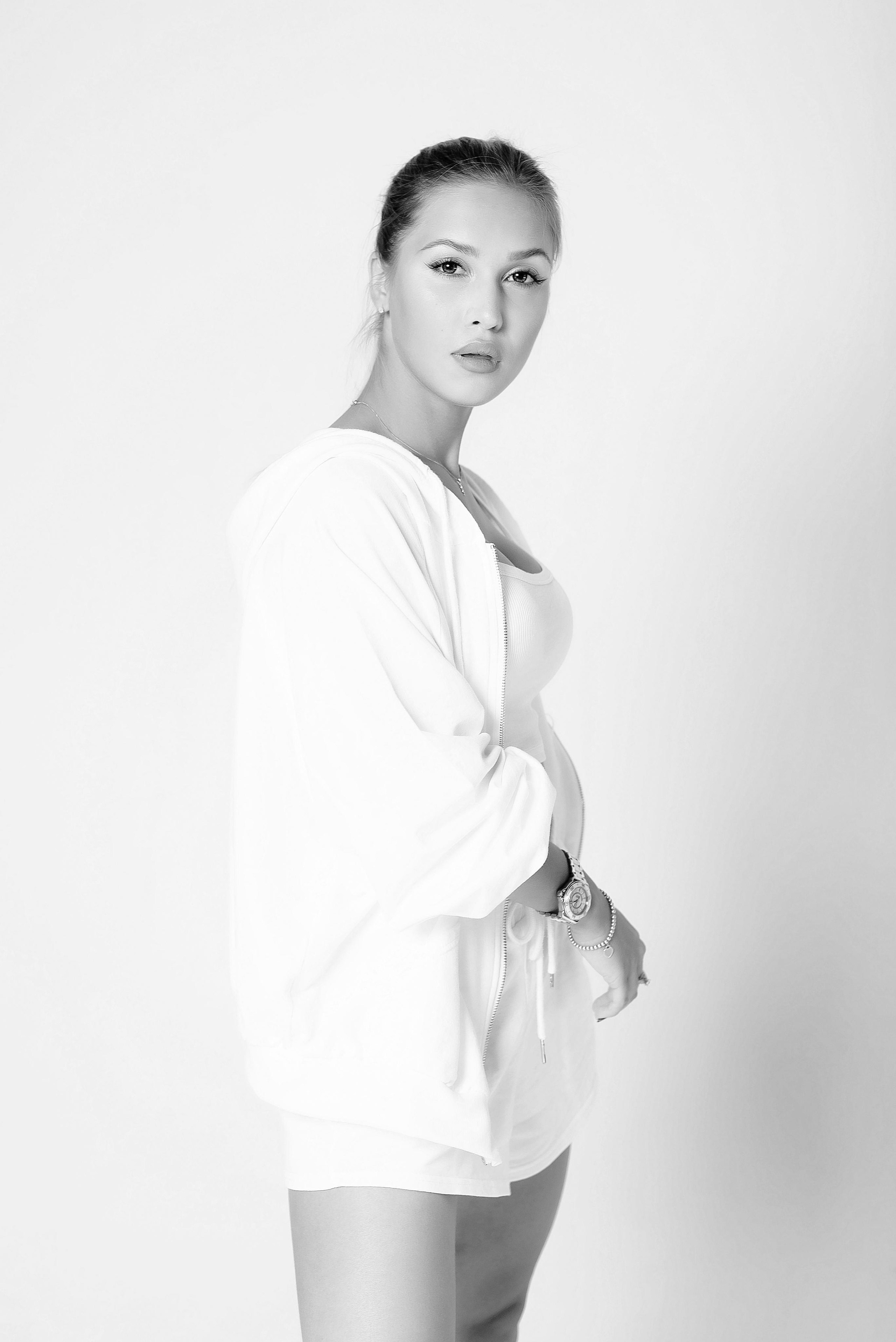 Циклорама и минимализм. Свадебный и семейный фотограф Ангелина Нусина