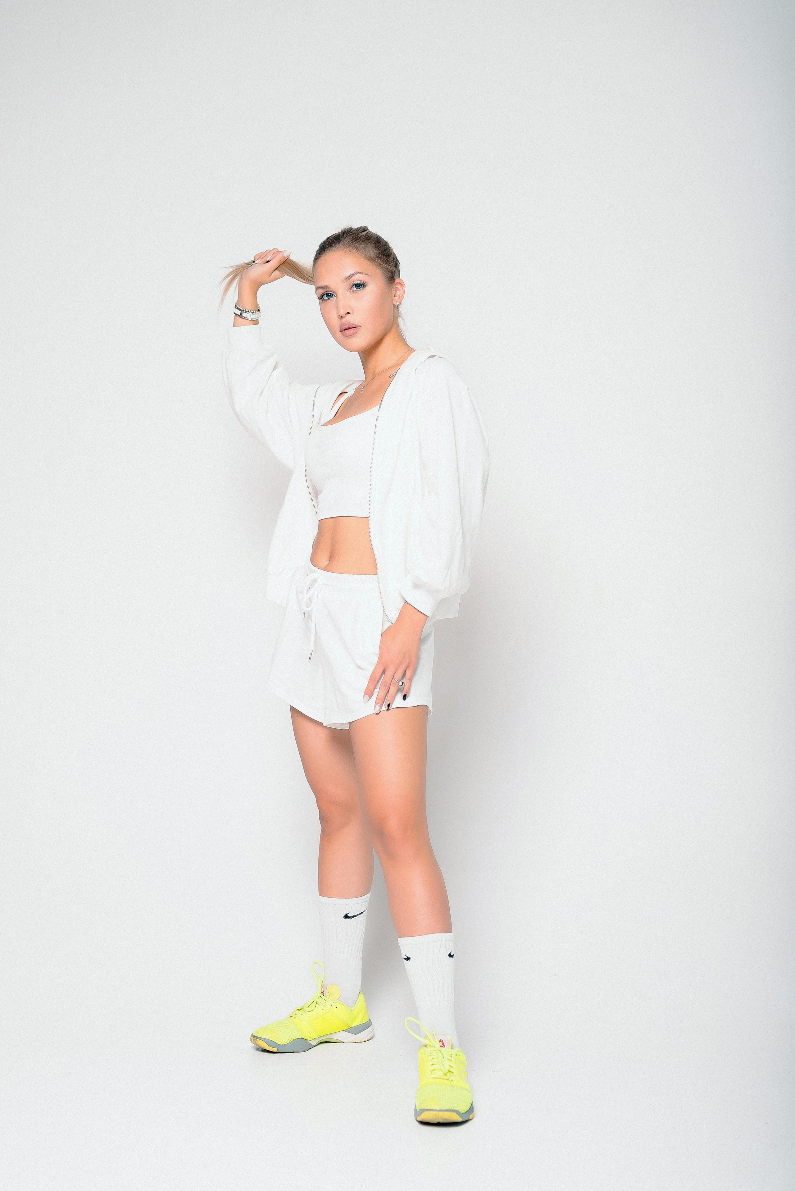 Циклорама и минимализм. Свадебный и семейный фотограф Ангелина Нусина