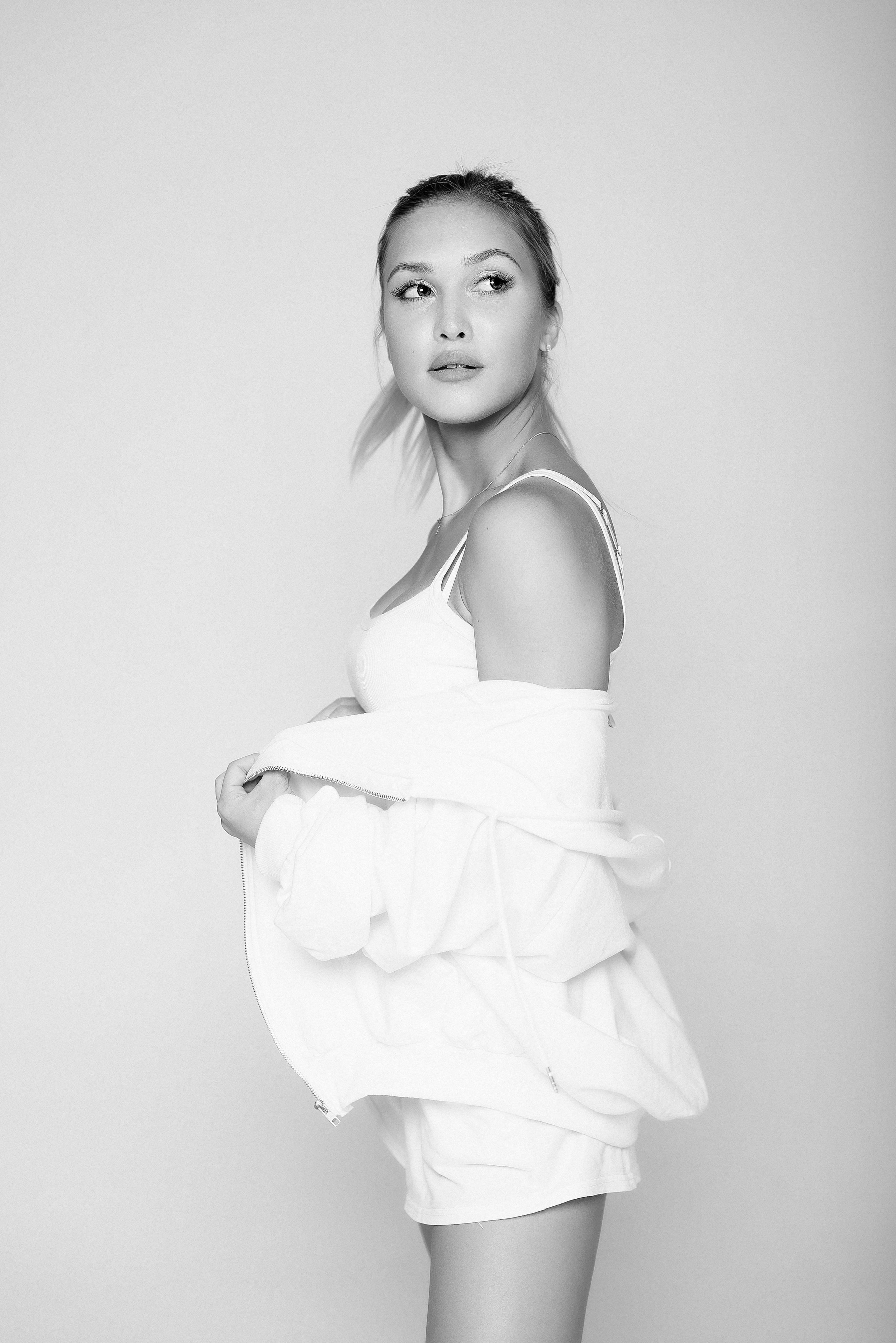 Циклорама и минимализм. Свадебный и семейный фотограф Ангелина Нусина