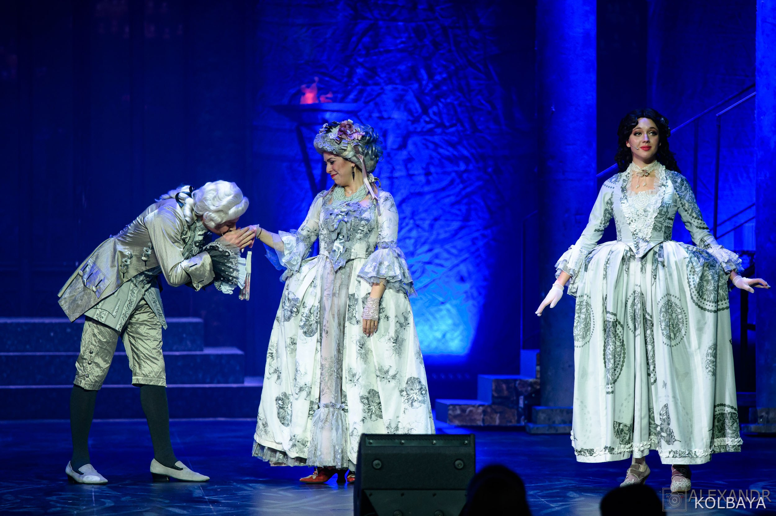 Опасные связи. Концертный и театральный репортажный фотограф в Москве Александр Колбая