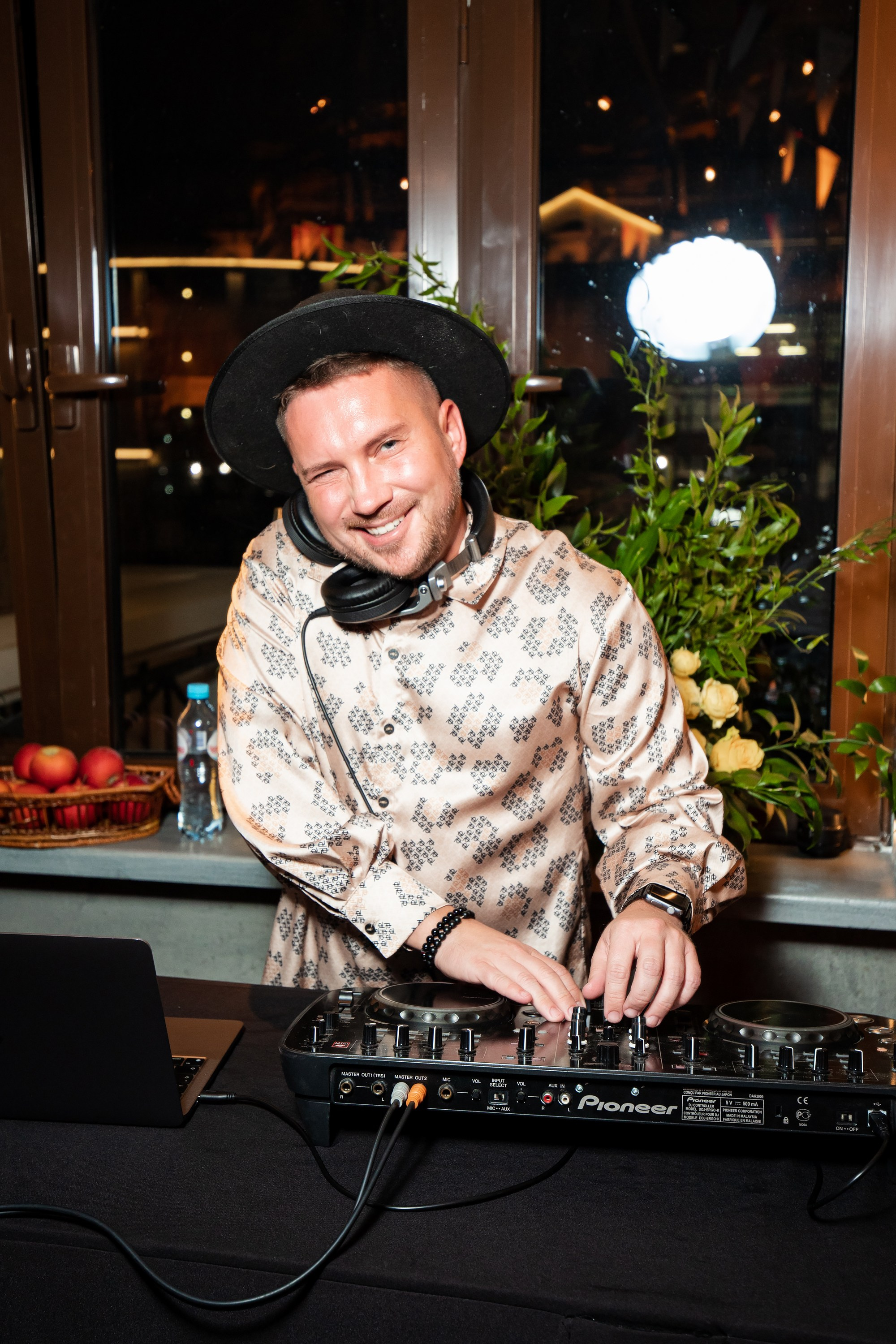 Italian Weekend Pioneer. Репортажный и fashion фотограф в Москве Сергей Бардин