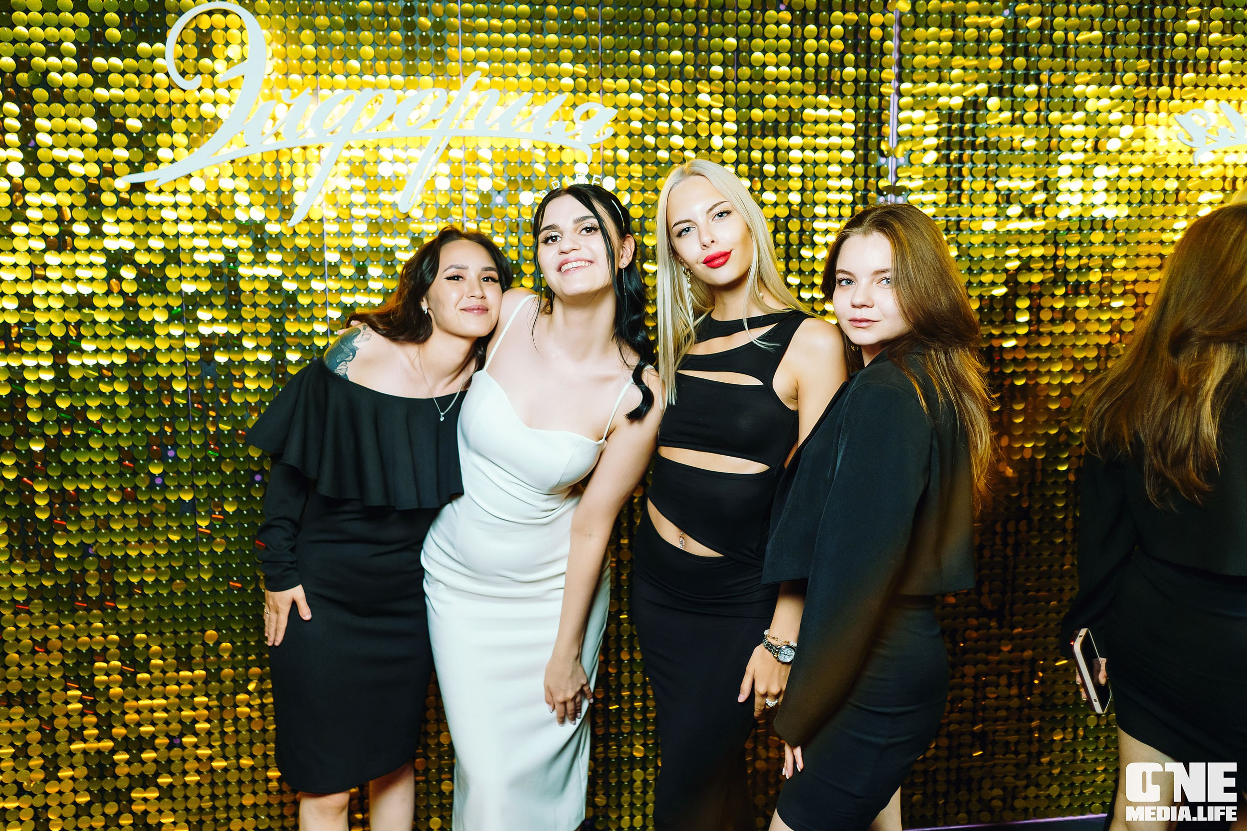 Фоторепортаж из караоке-клуба Эйфория. One Media Life: фоторепортажи, фотоотчеты с мероприятий и заведений