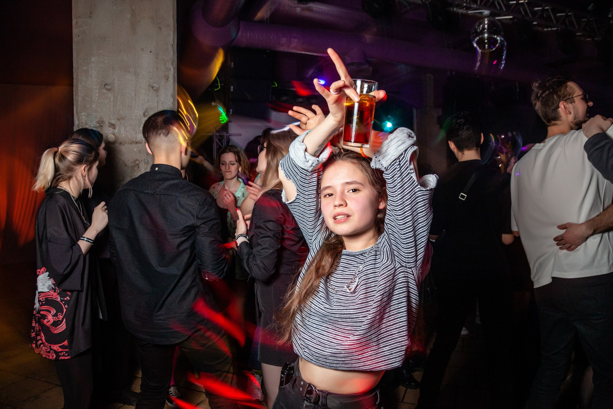 Клубный фотограф в Москве и МО. Фотограф в Москве Максим Быков