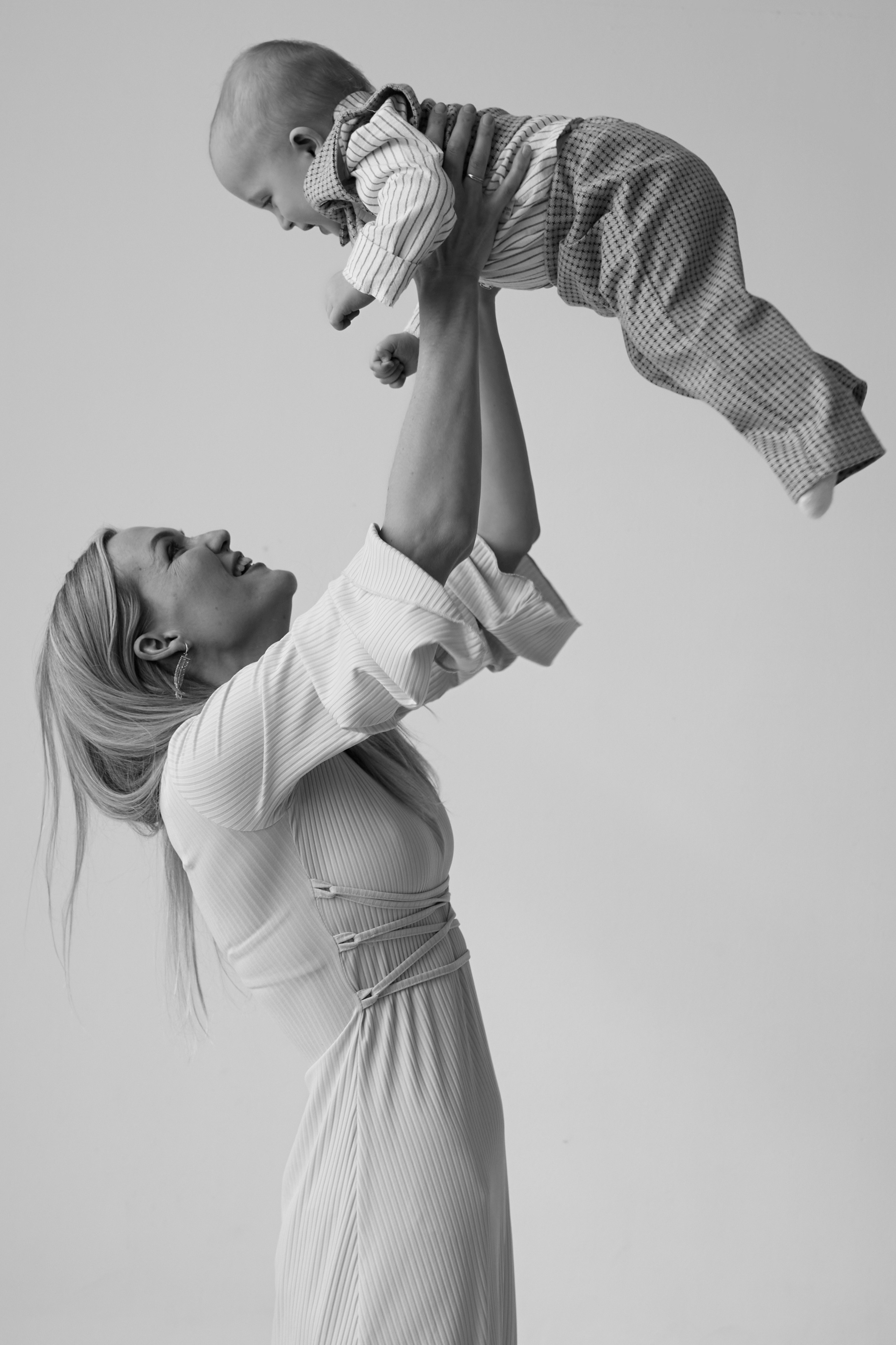 Годик в кругу семьи. Фотограф Владивосток, семейные и индивидуальные съемки