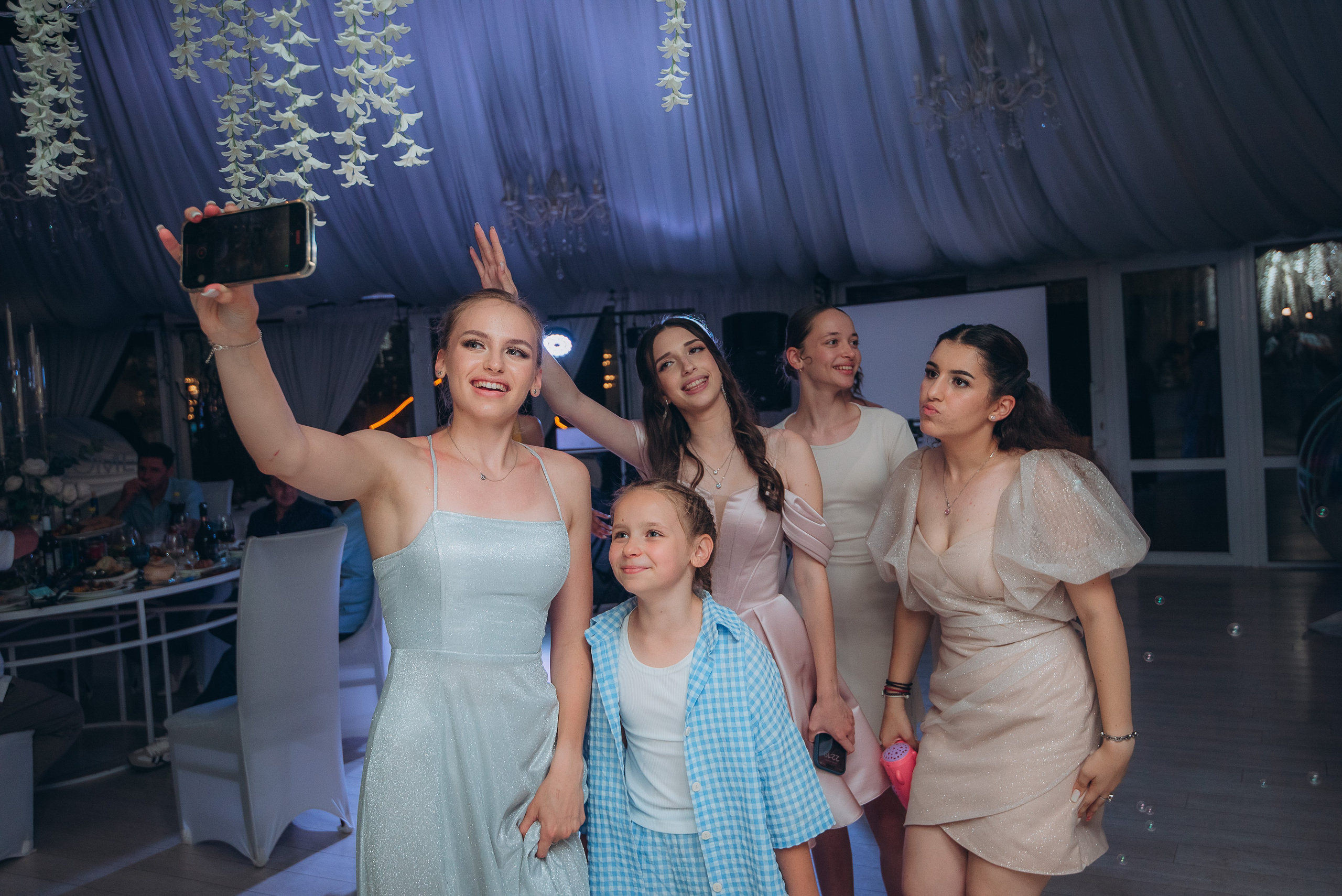 Выпускной 9-11классы. Выпускные книги Анапа Новороссийск Краснодар