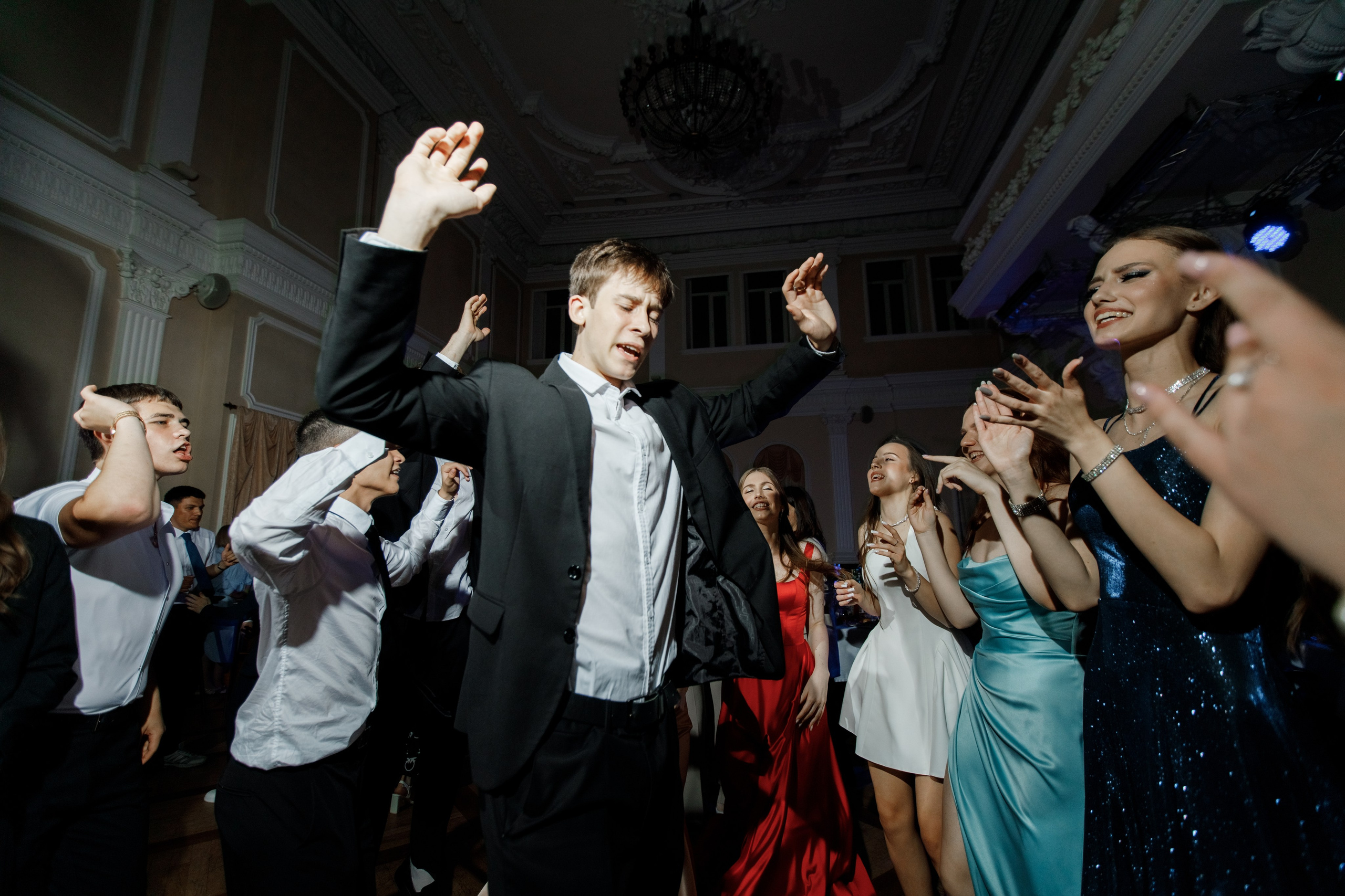 Выпускной_2025. Фотограф Илья Чудин в Саратове