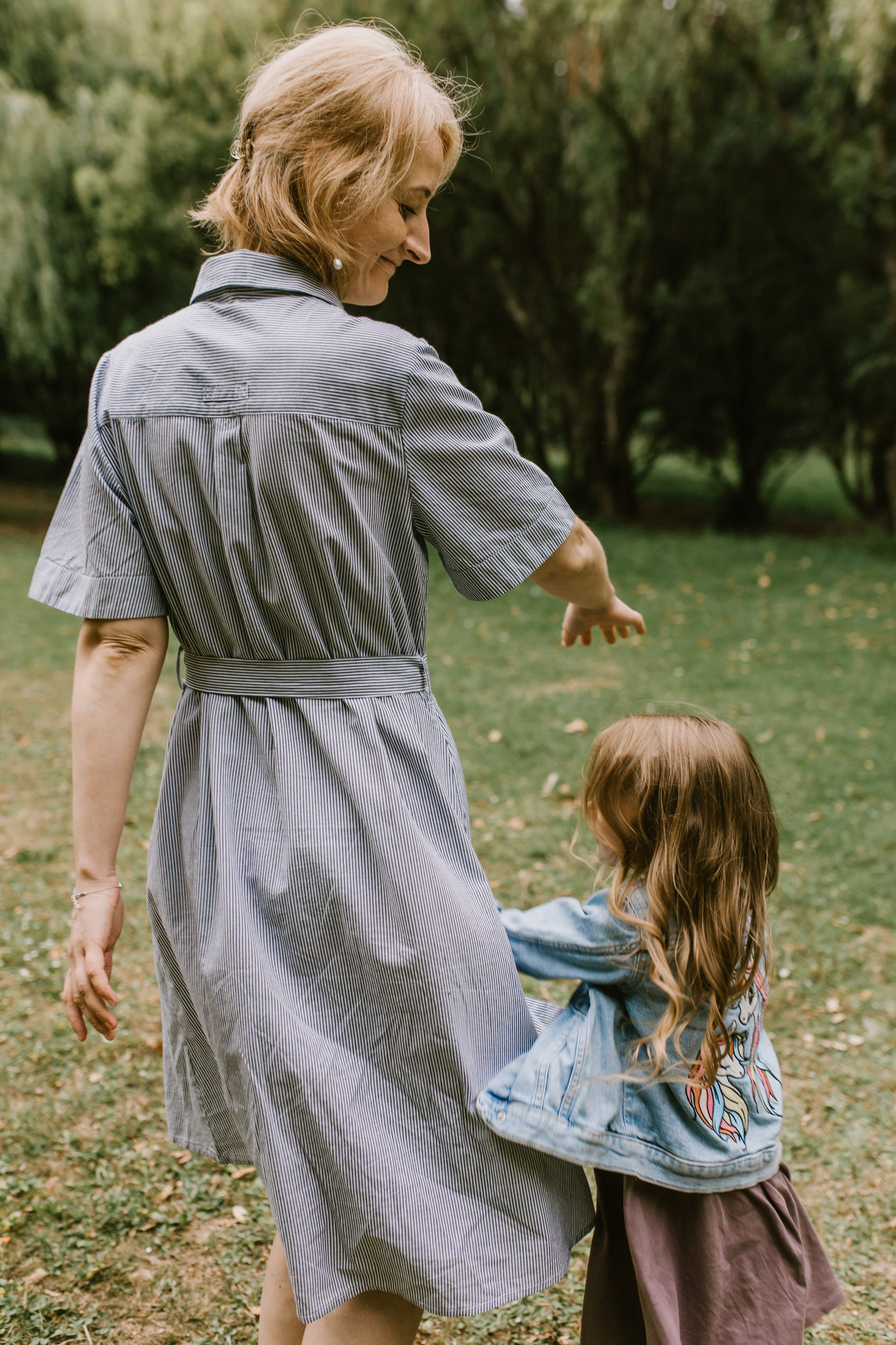 Juli. Wedding and family photographer OLGA KILVEIN