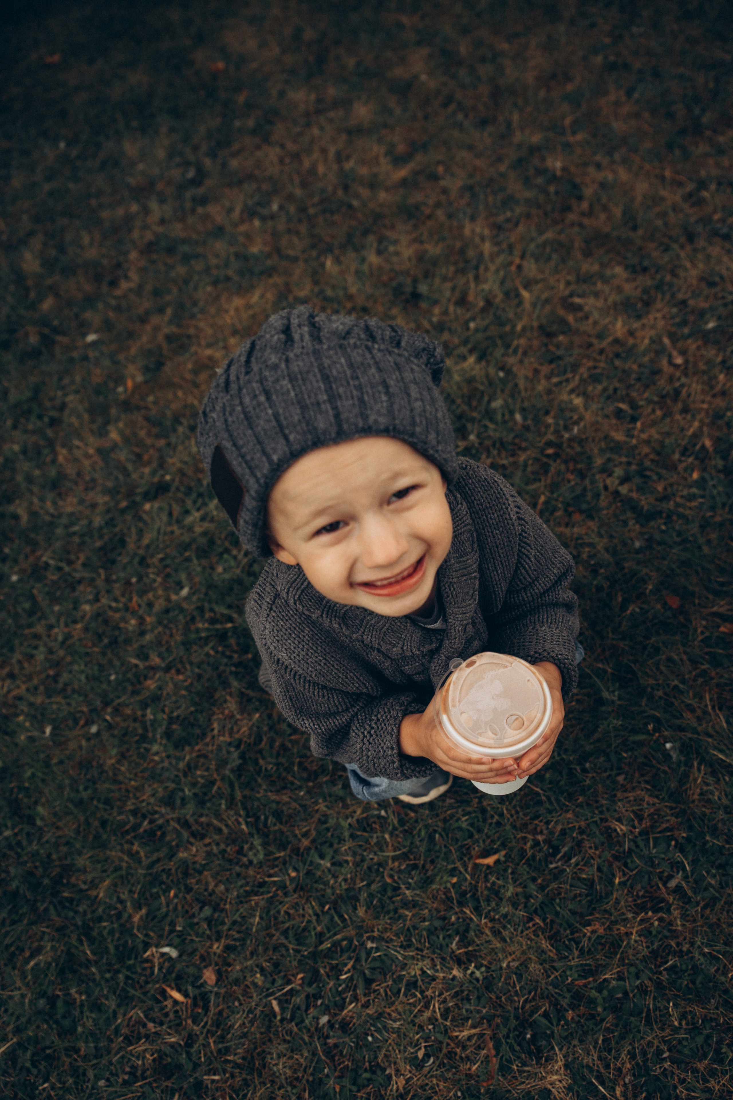 Степка, Савелий и горячий шоколад. Репортажный и детский фотограф в Минске