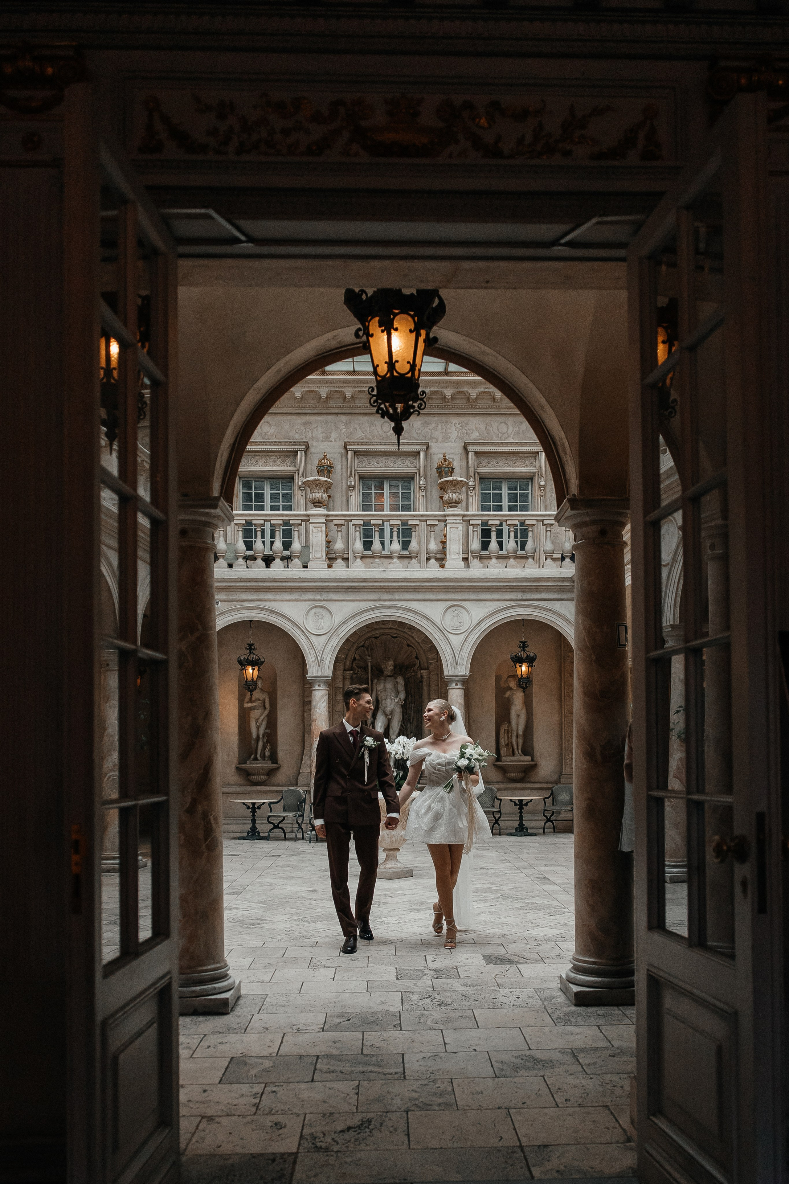 Свадебная фотосессия в ресторане Турандот