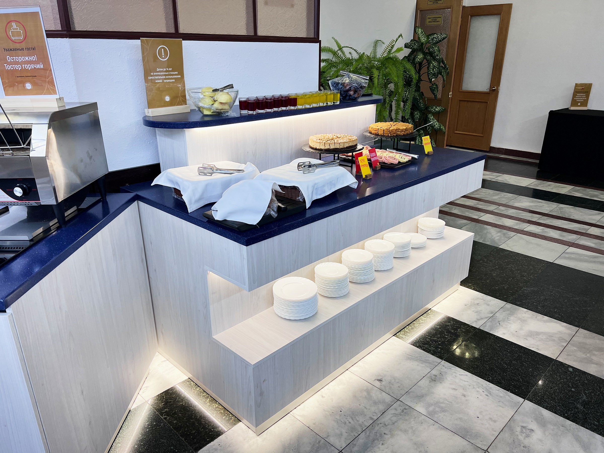 Торговая мебель на заказ