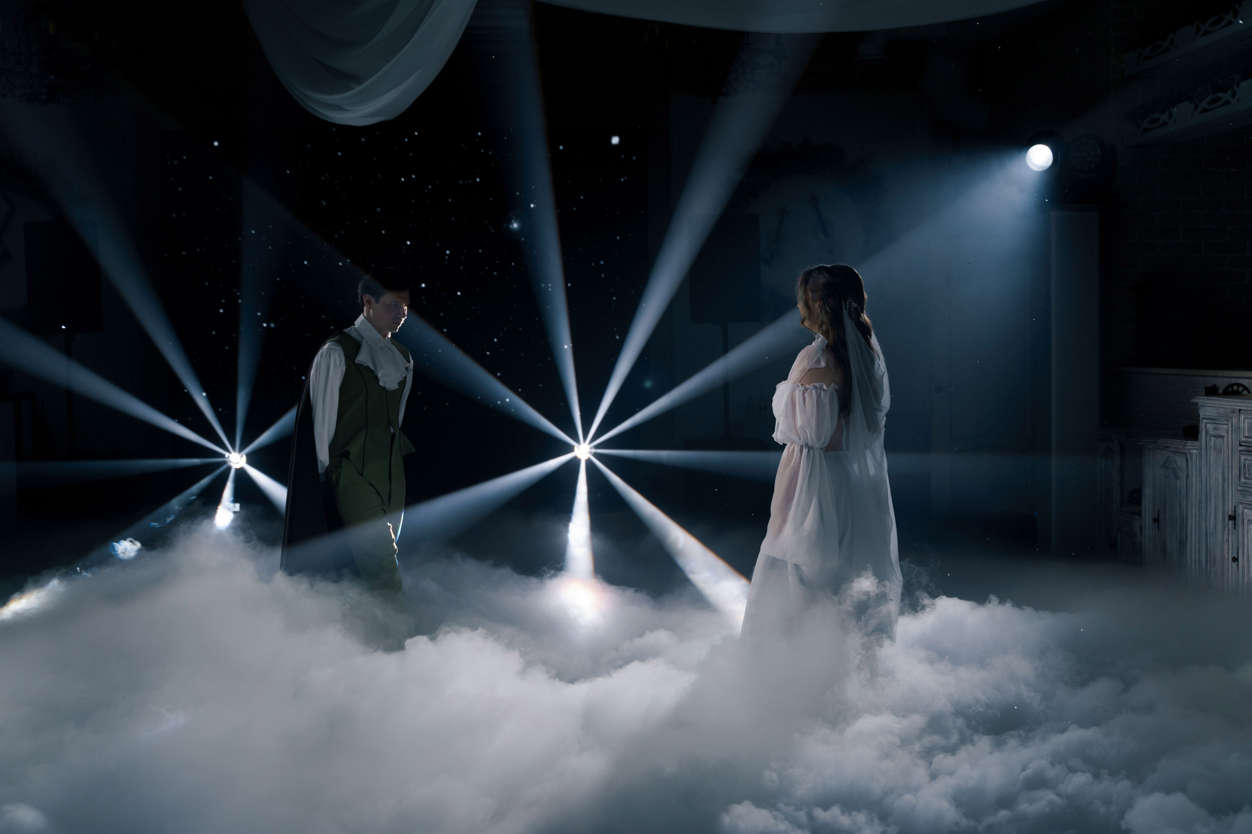 фотосессия свадебного банкета танец невесты и жениха