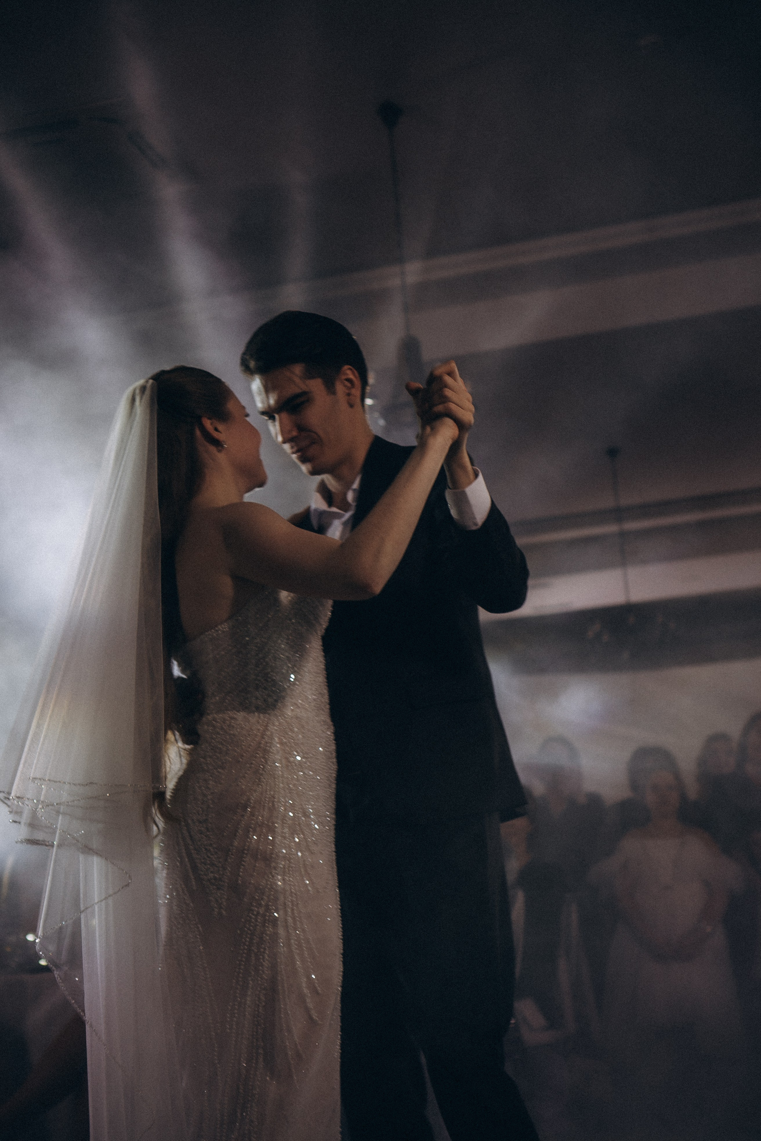 СВАДЕБНАЯ СЬЕМКА СБОРОВ В ОТЕЛЕ И ВЫЕЗД НА ЦЕРЕМОНИЮ (СНЯТО В СИБИРЕ В НИЖНЕВАРТОВСКЕ). Профессиональный фотограф, Санкт-Петербург — Виктория Богомолова