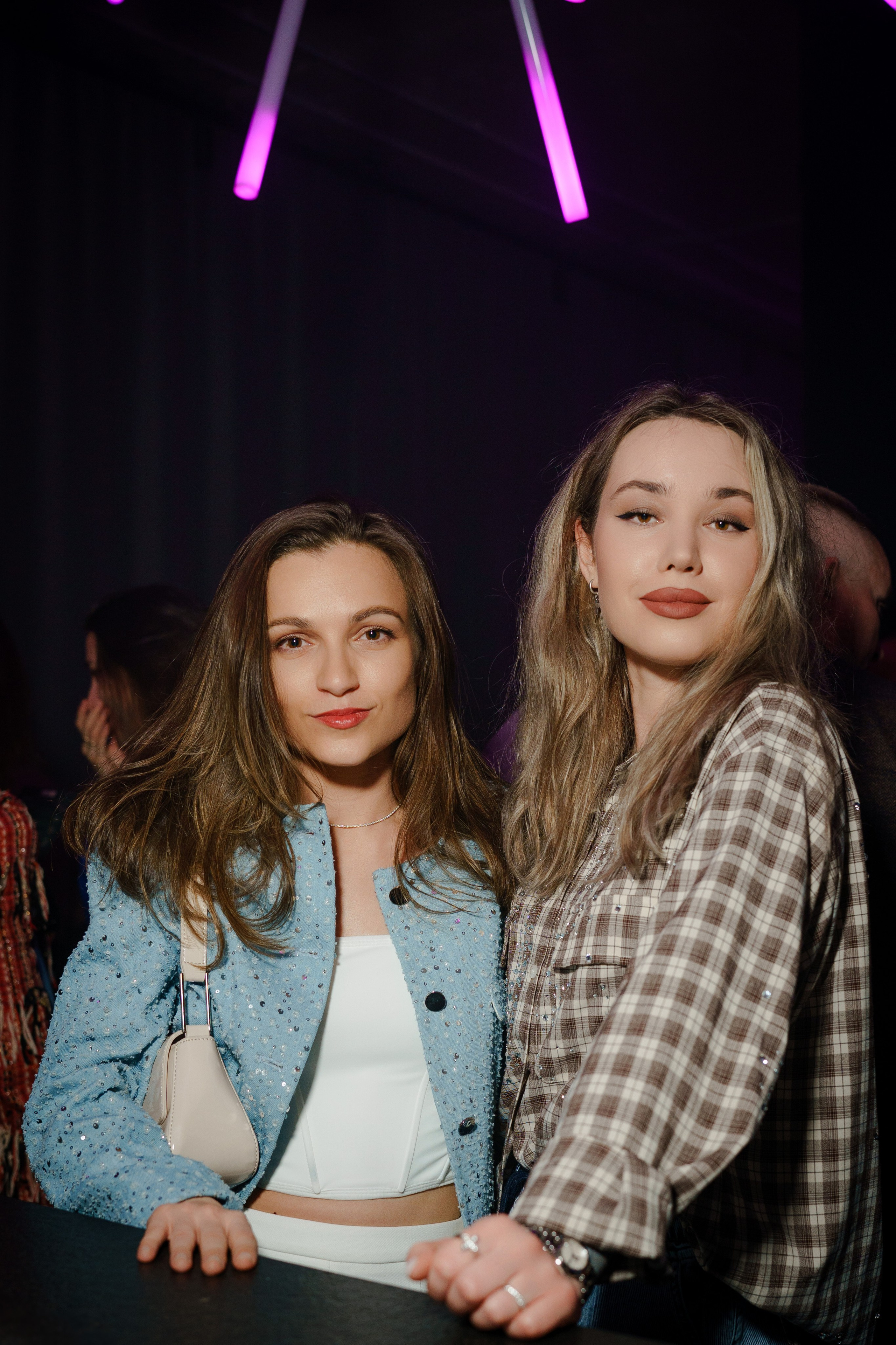 Вечеринка OSNOVATELI.LIVE репортажный фотограф Саша Дружинина. Репортажный фотограф в Москве Саша Дружинина