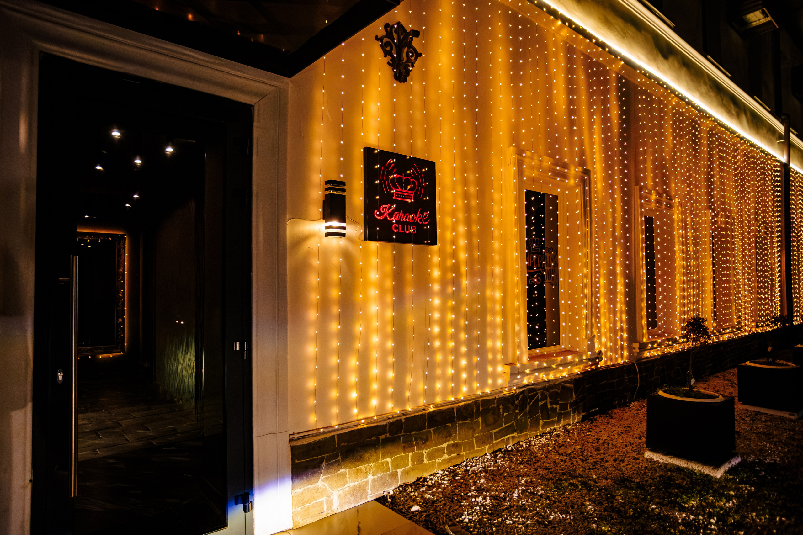 Вечеринка в караоке клубе «IMPERIAL JOY"_Ялта_27.12.2025. Аминов Руслан | Фотограф