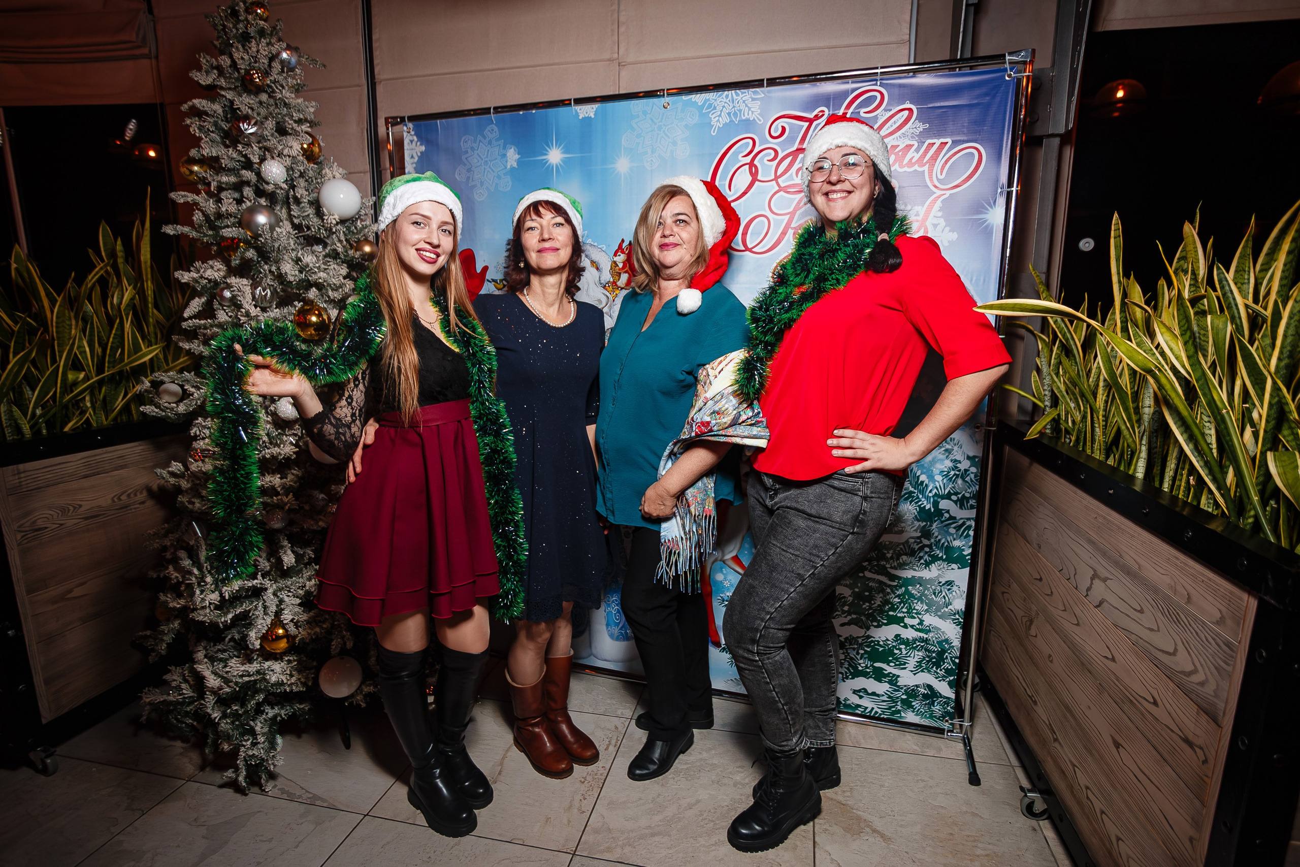 Новый годный АнтиКвиз_Palmira Palace_Ялта_15.12.2024. Аминов Руслан | Фотограф