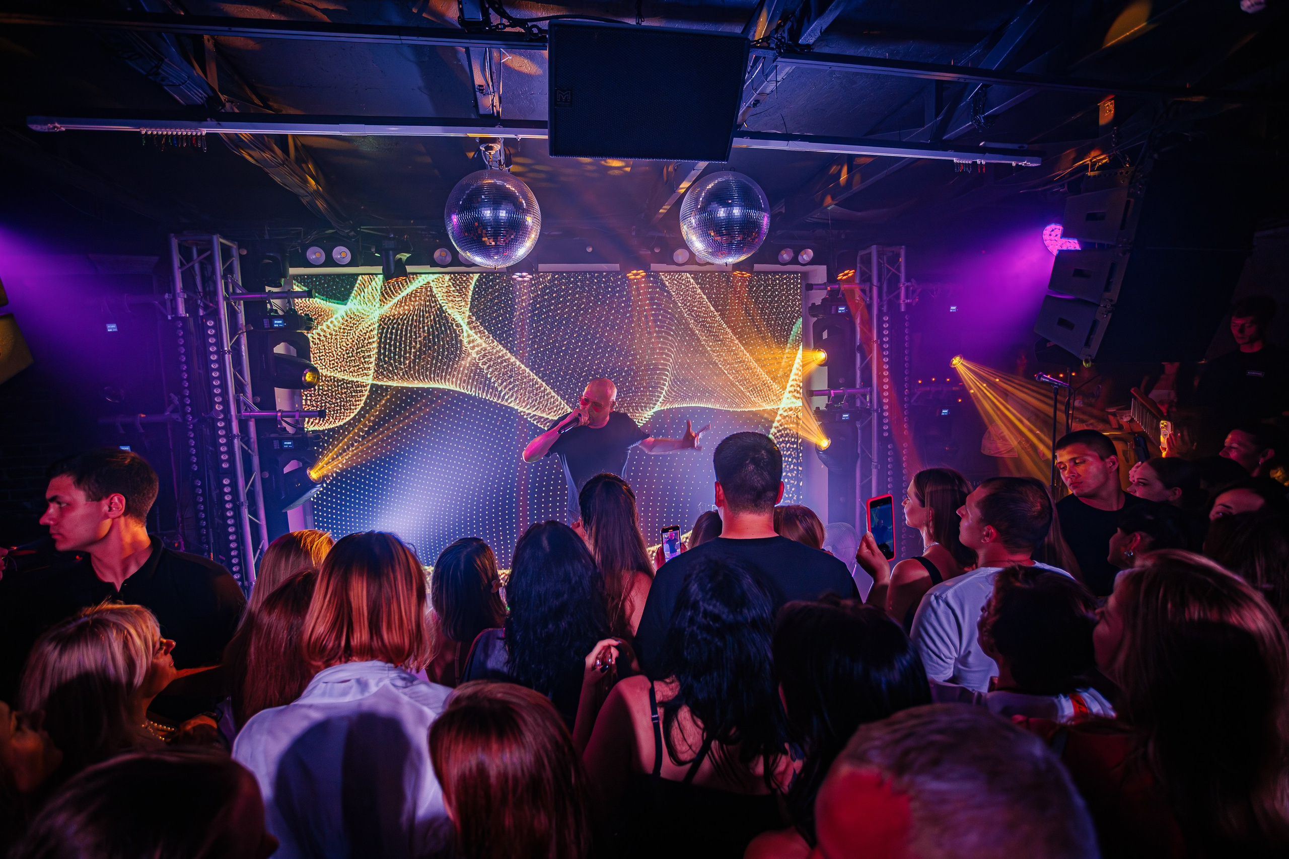 «Шура"_Чайка на пляже_Ялта_18.07.2025 г. Аминов Руслан | Фотограф