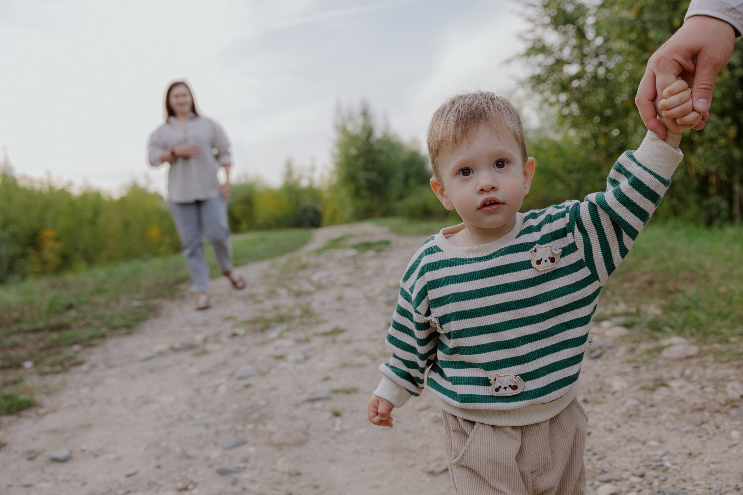 Семейная прогулка на бульваре в Кинешме. Артем Розанов фотограф в Иванове фотограф в Кинешме