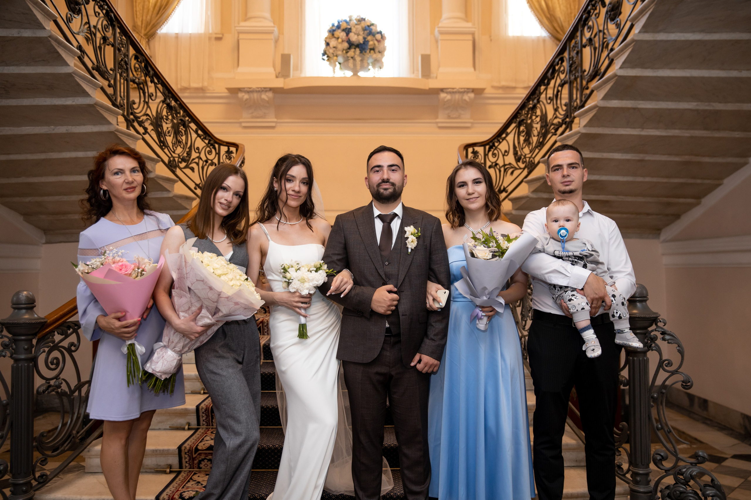 Анна и Александр / Прогулка + ЗАГС. Свадебный и семейный фотограф в Москве Диана Левченко