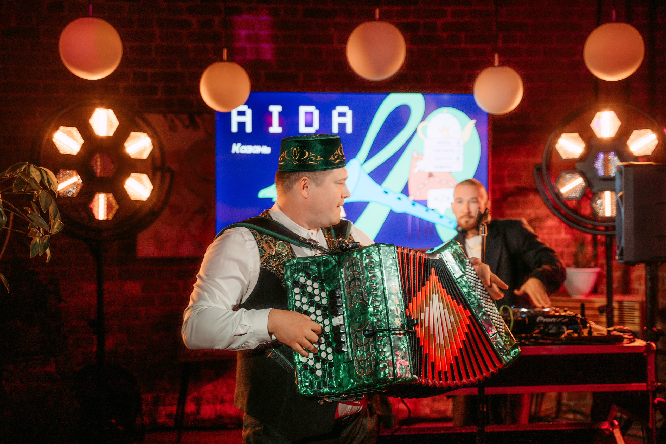 IGS: 12 лет компании / 2023. Саша Копылов, фотограф в Казани