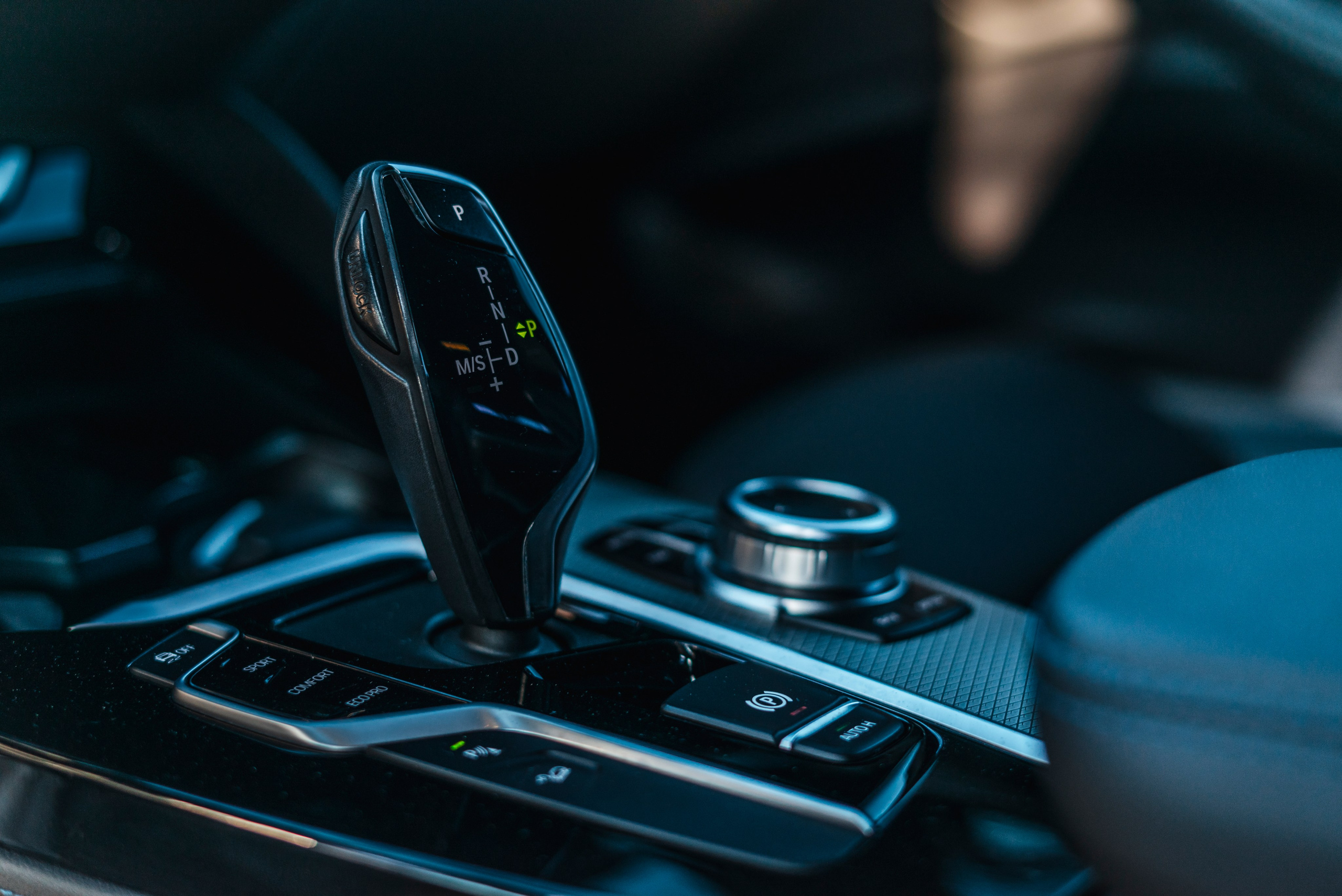 X4. Фотограф Рома М