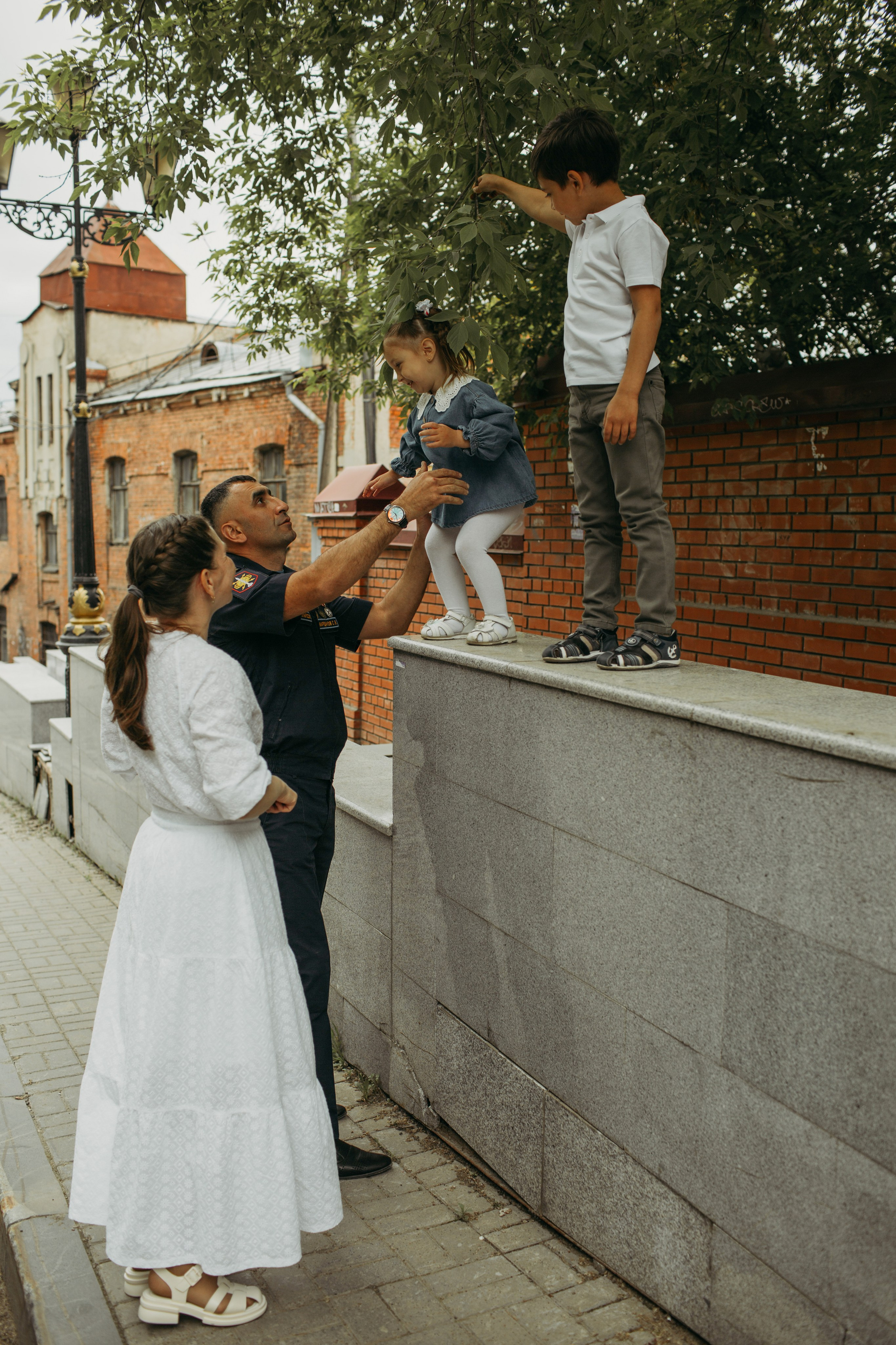 Амина, Малик, Юля, Сахиб. Семейный фотограф Томск