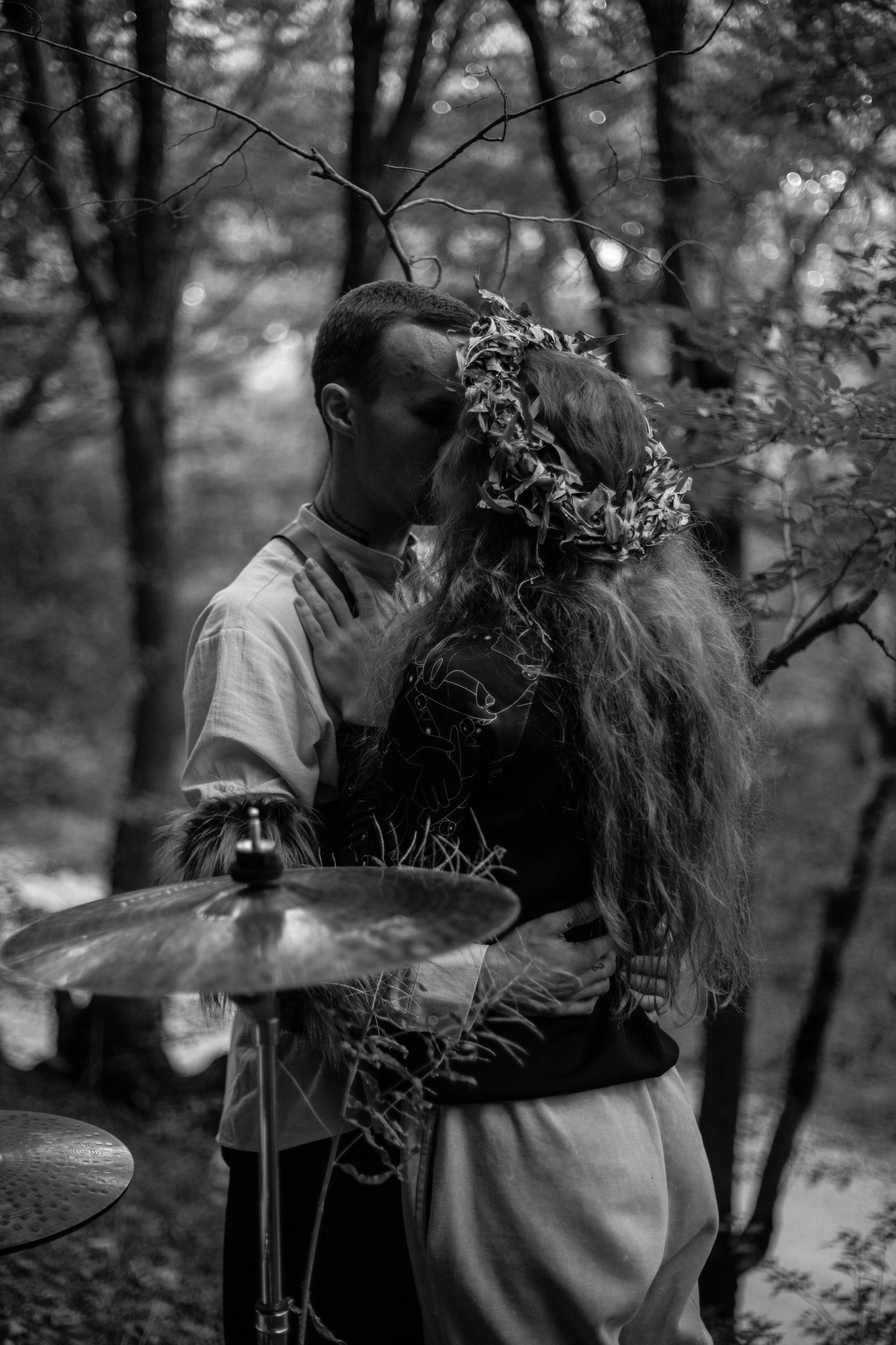 Клип. Уличный фотограф Города N