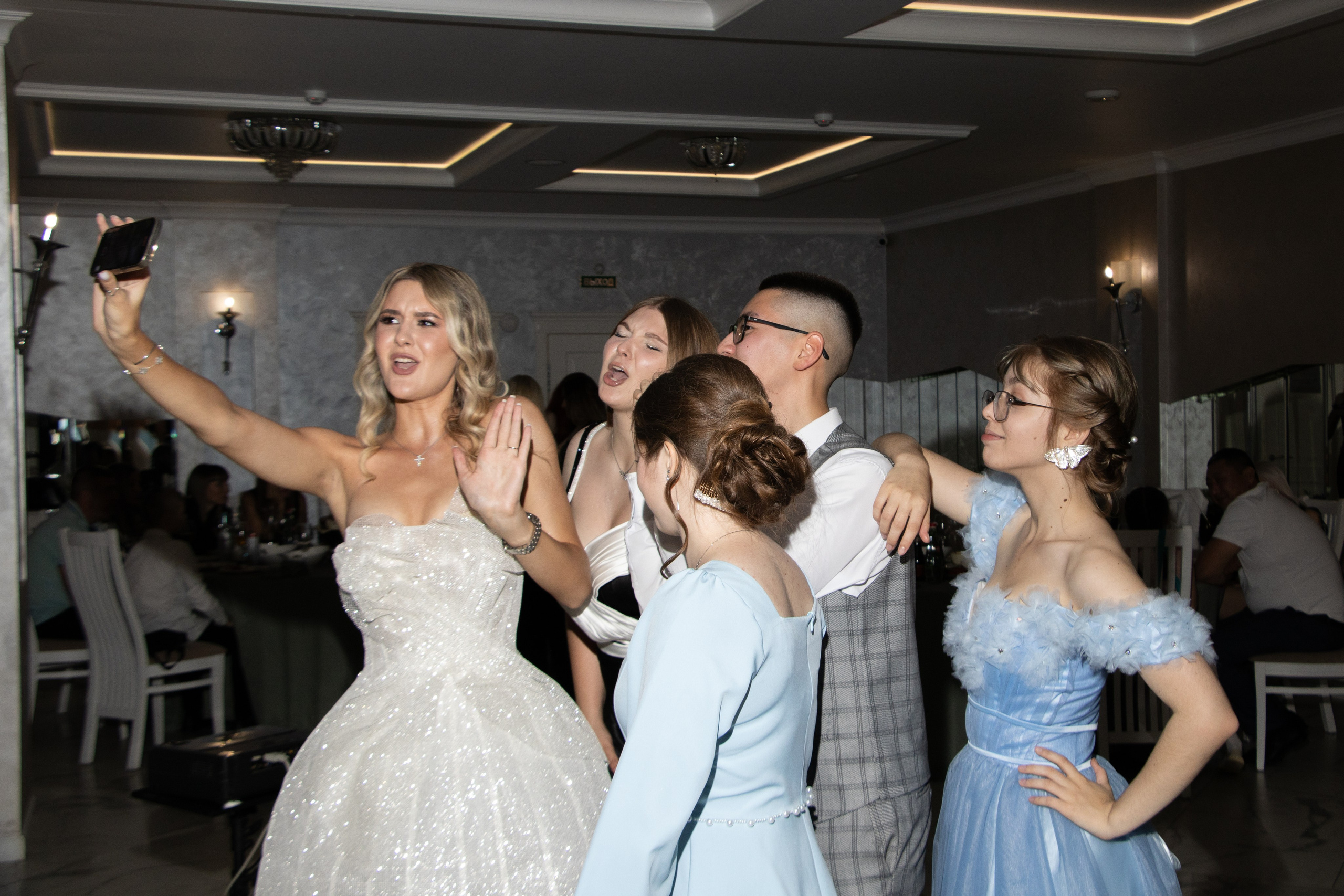 Выпускной 11 класс. Фотограф Лысенко Полина