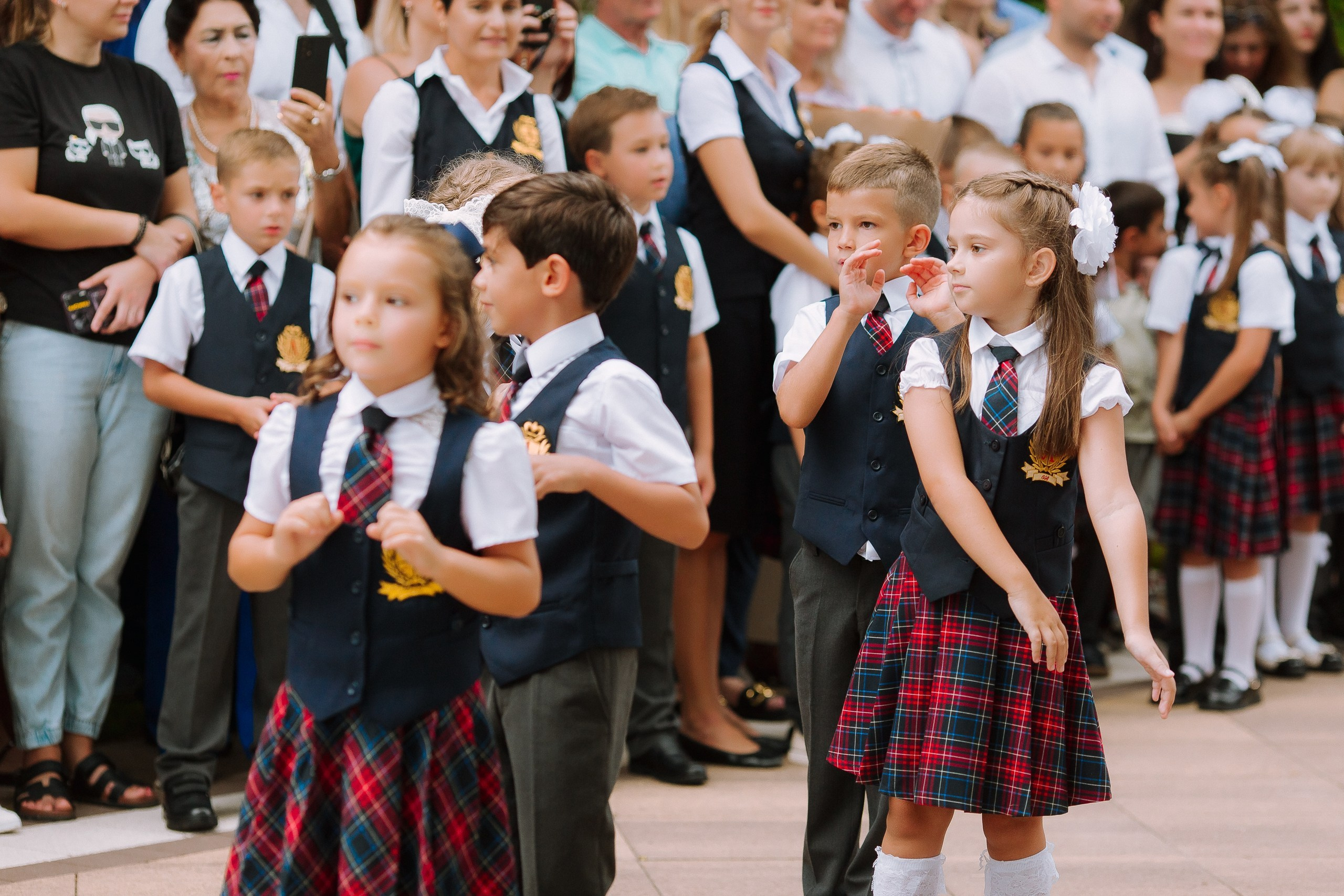 1 класс школа «Личность». Выпускные альбомы Натальи Бутко: Новороссийск, Анапа, Геленджик