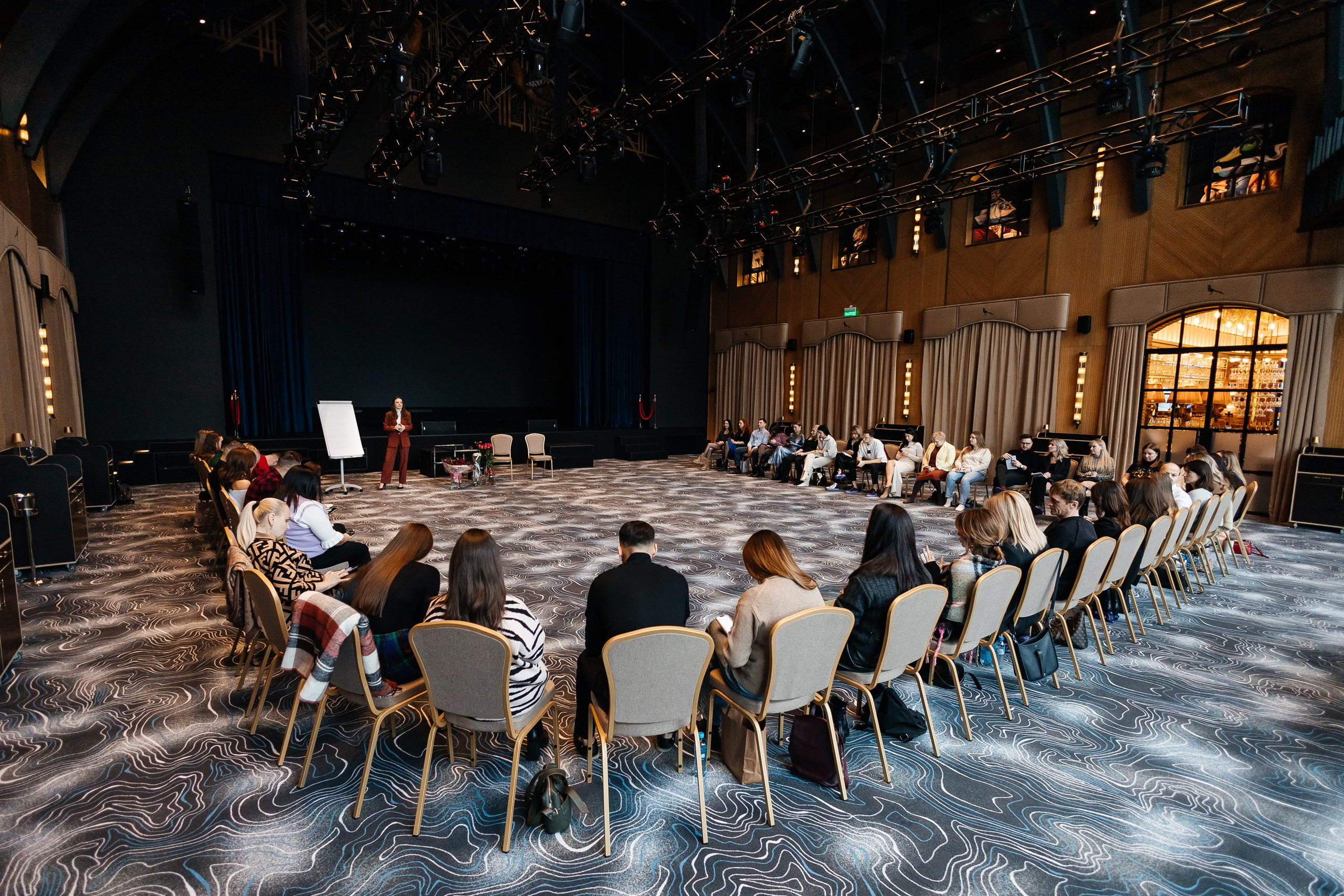 Тренинг Ольги Рязановой. Фотограф для мероприятий Ростов-на-Дону. Репортажный фотограф в городе Ростов-на-Дону Даниил Молодовский