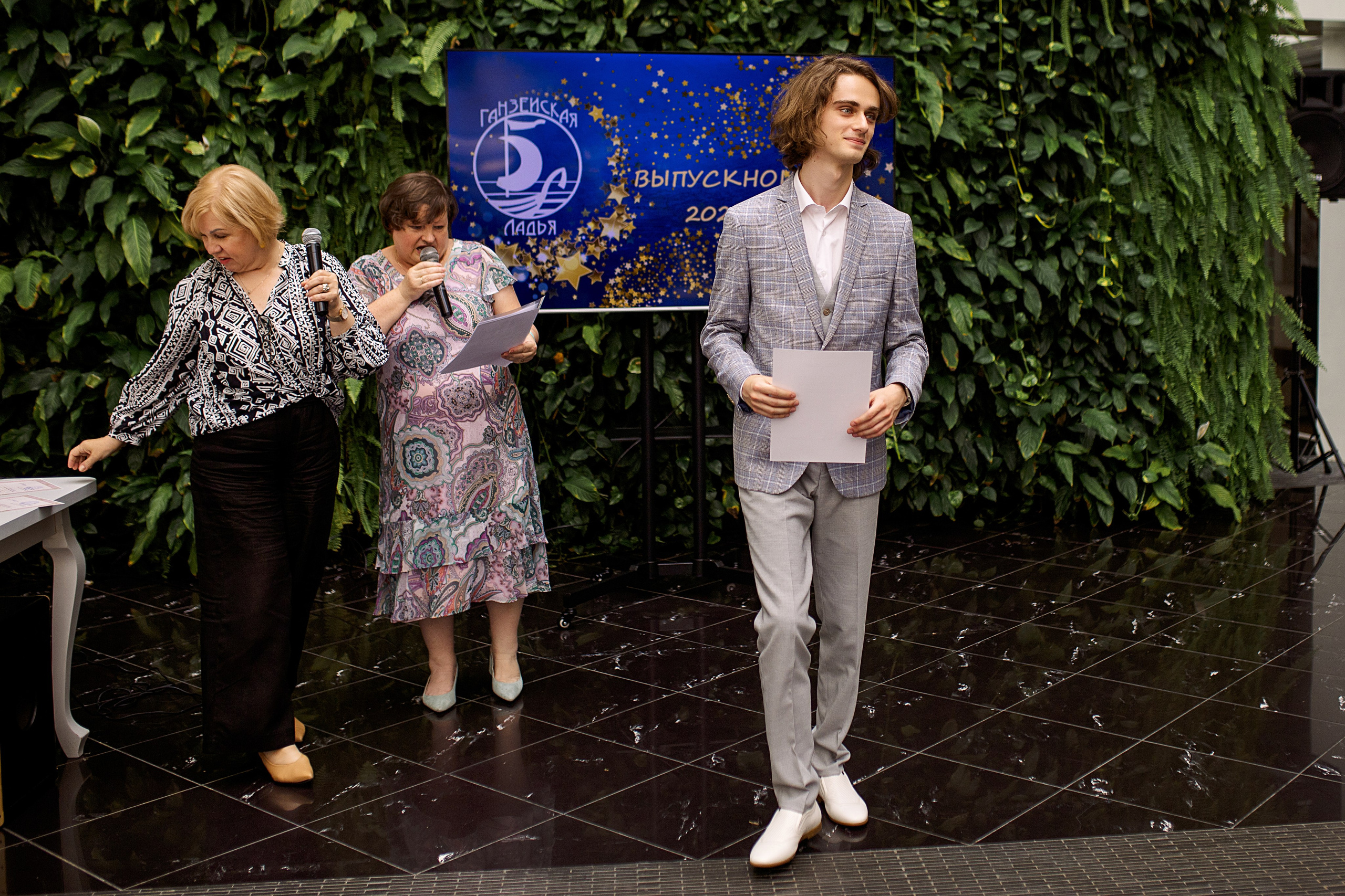 Выпуск лицея Ганзейская Ладья. Свадебный фотограф Калининград Пасюта Данила