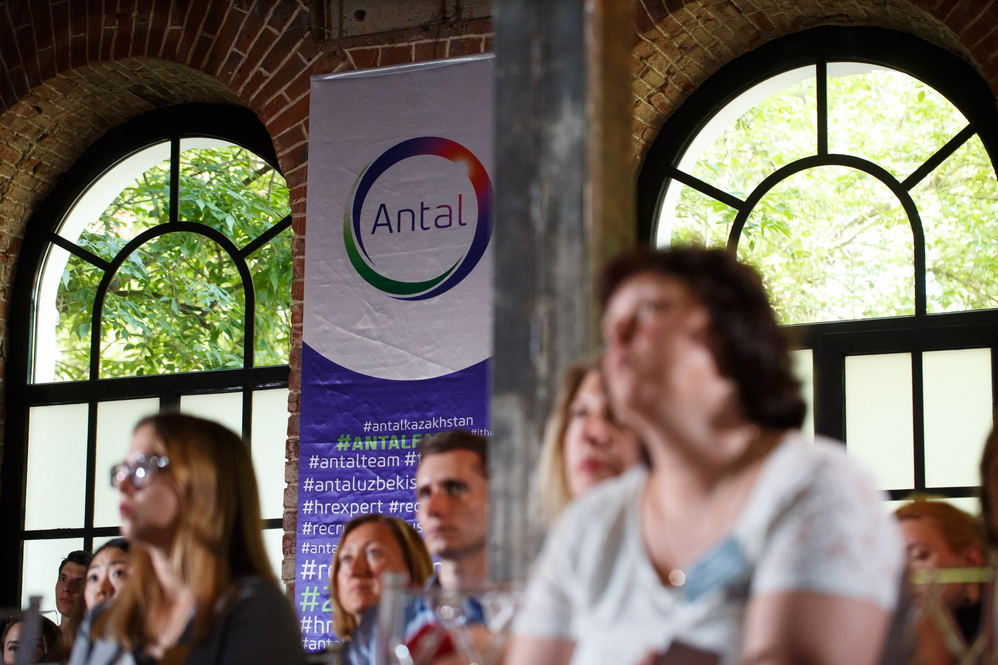 Конференция Antal Russiа. Рабочая сторона — бизнес портрет и репортаж в Санкт-Петербурге