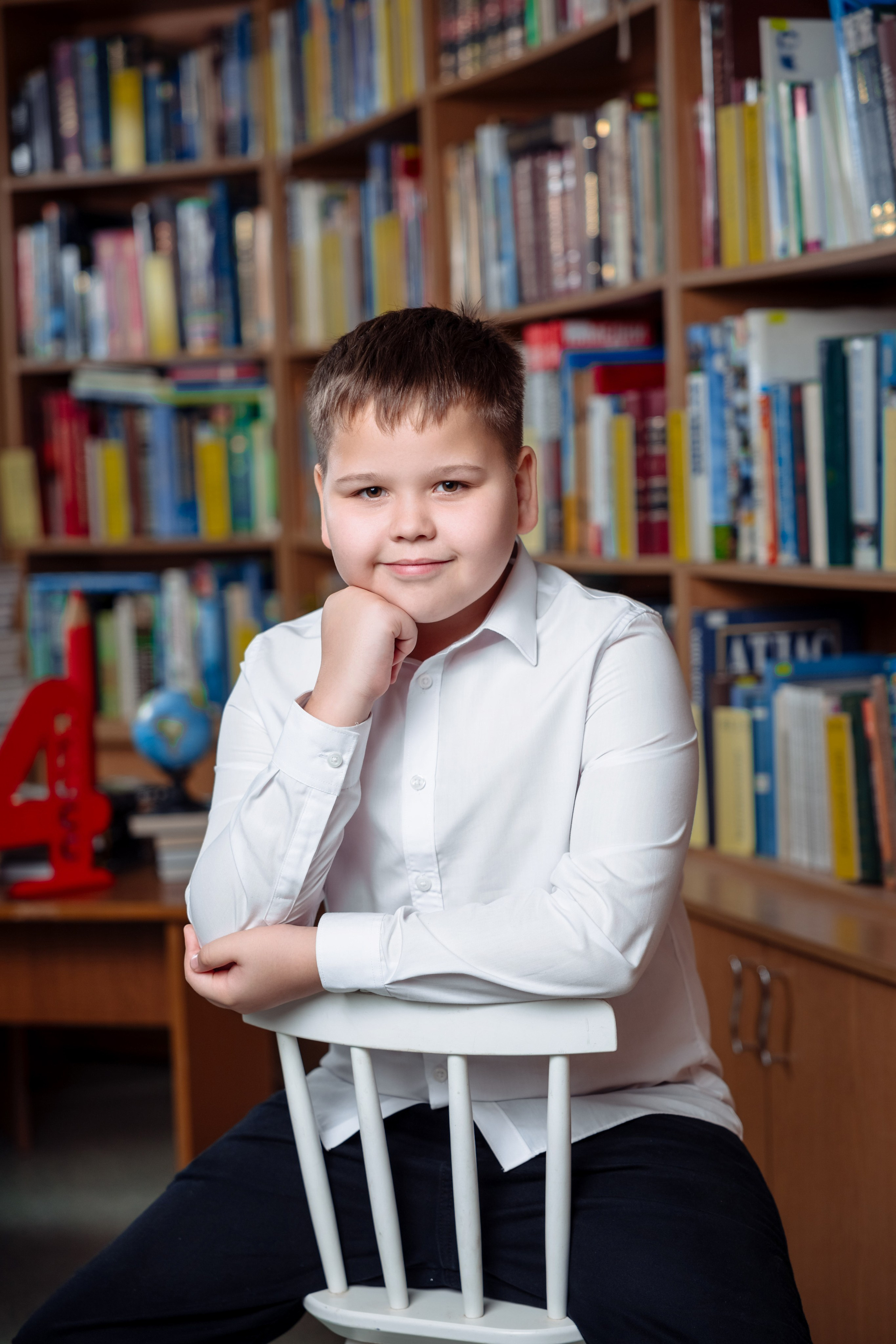 Начальные классы. Выпускные школьные фото­альбомы для школ и детских садов в Волгограде и Волжском