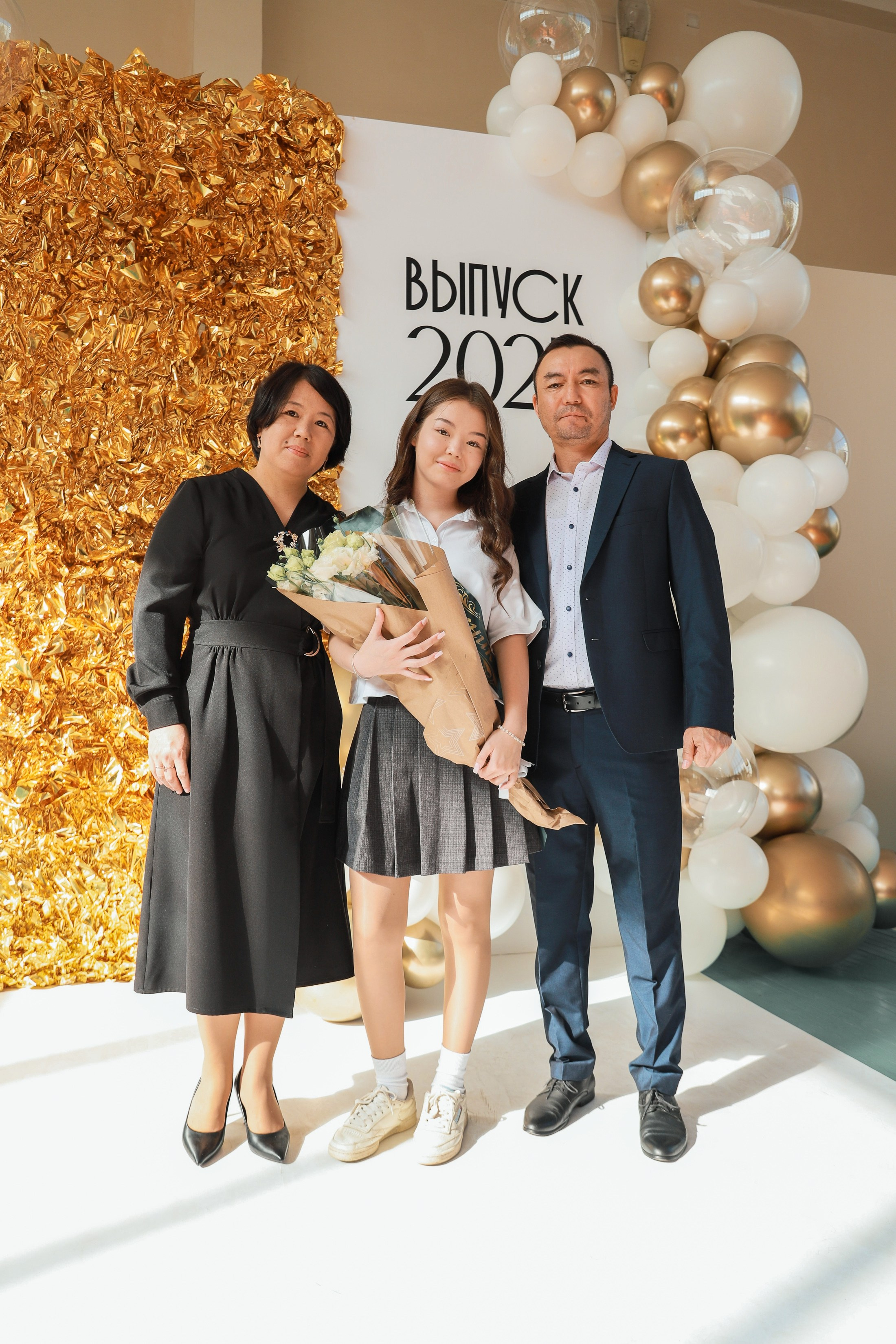 Лицей 113 Последний звонок. Фотограф Юлия Мальцева