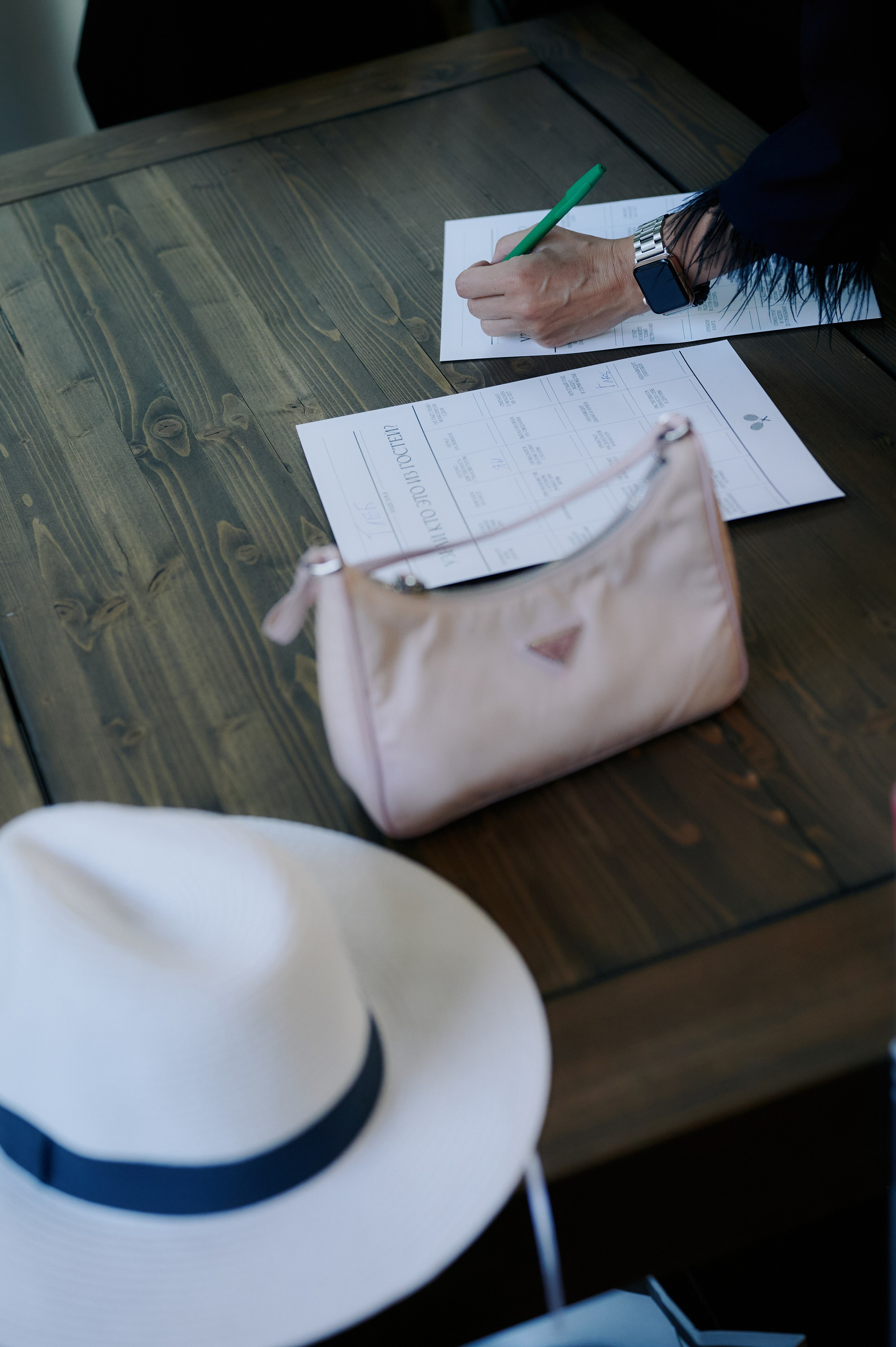 HB 2. Свадебный и репортажный фотограф