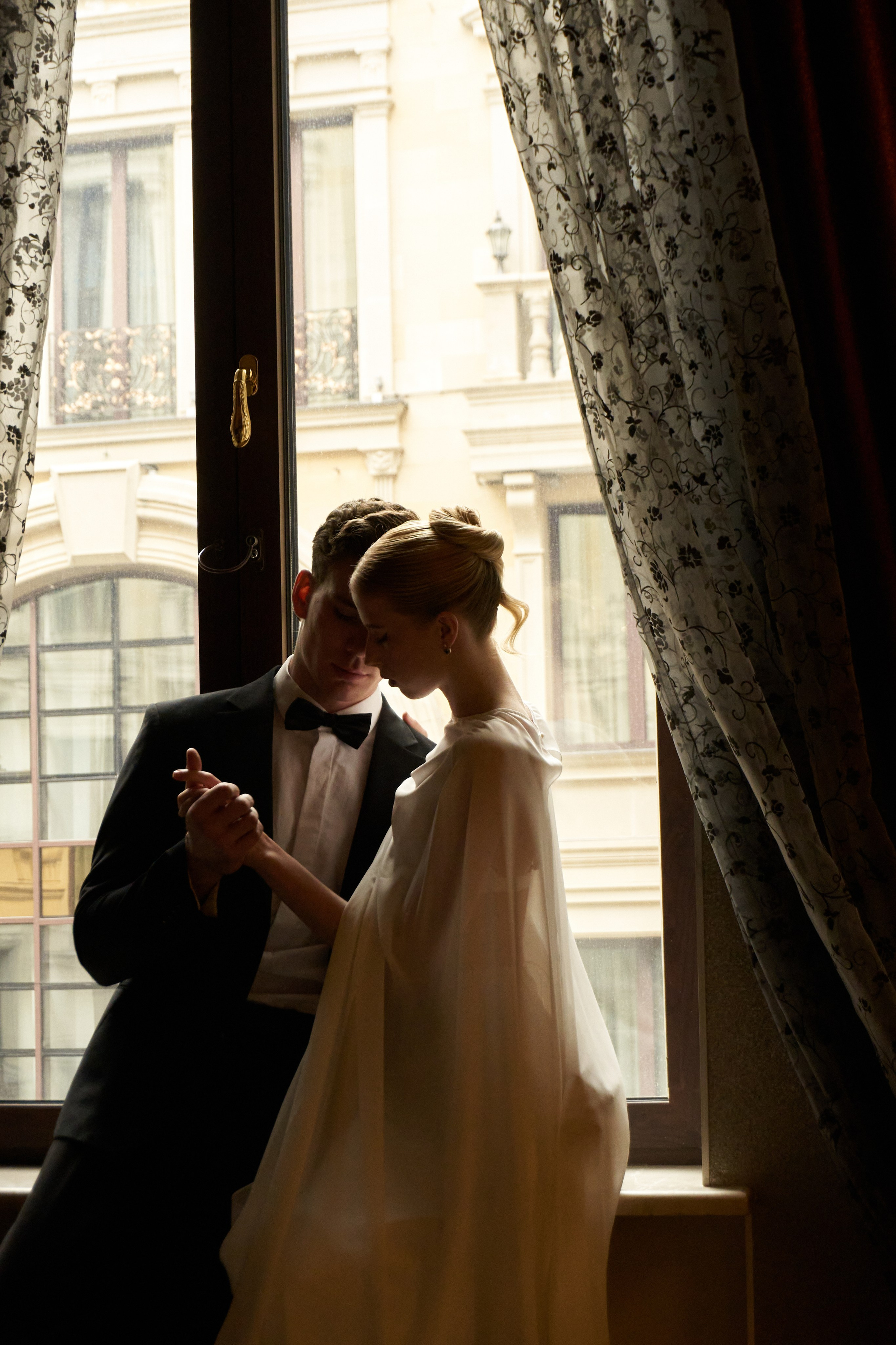 Свадьба в St.Regis. Свадебный фотограф в Москве Алина Лисовская