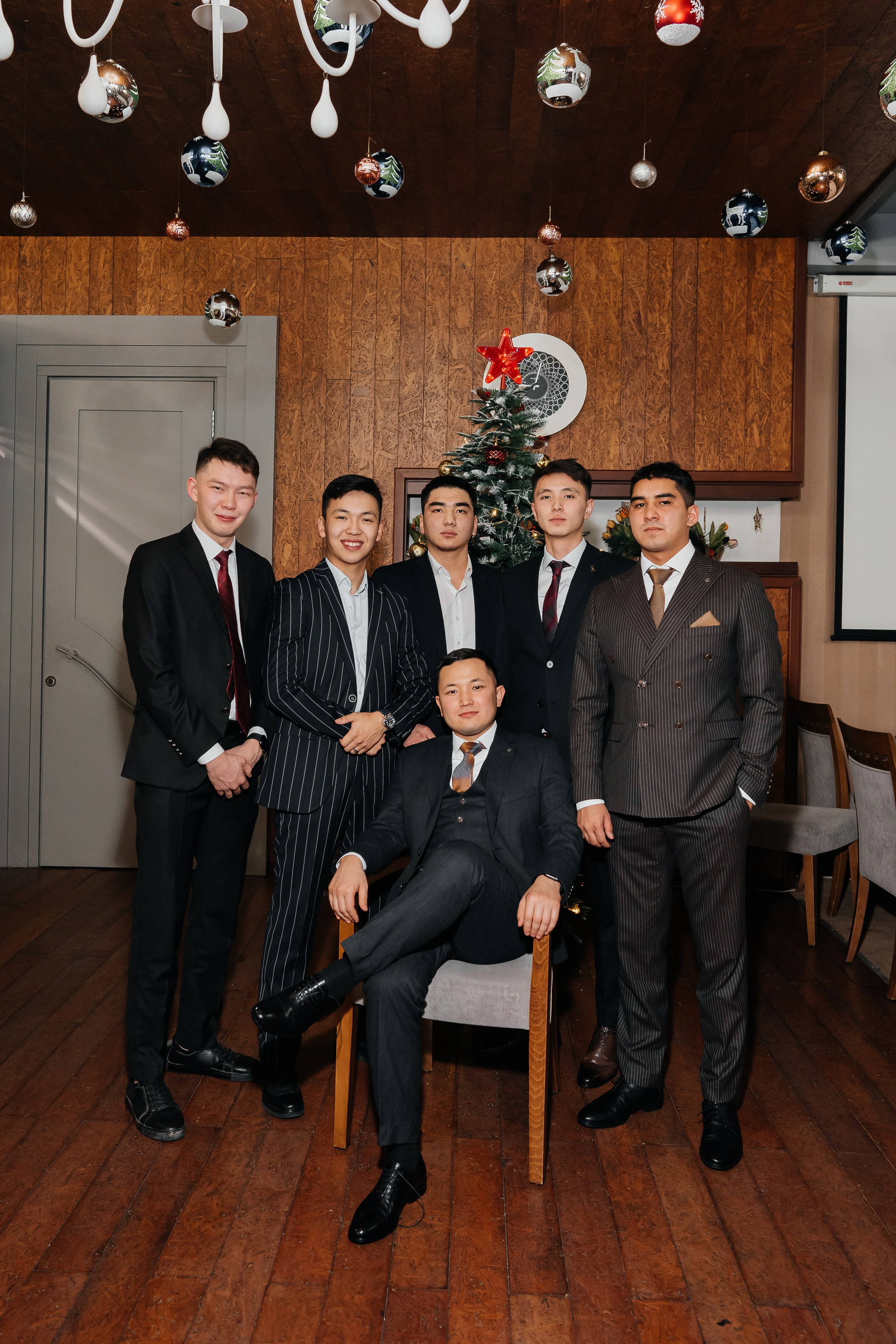 ARONAKS CORPARATE PARTY