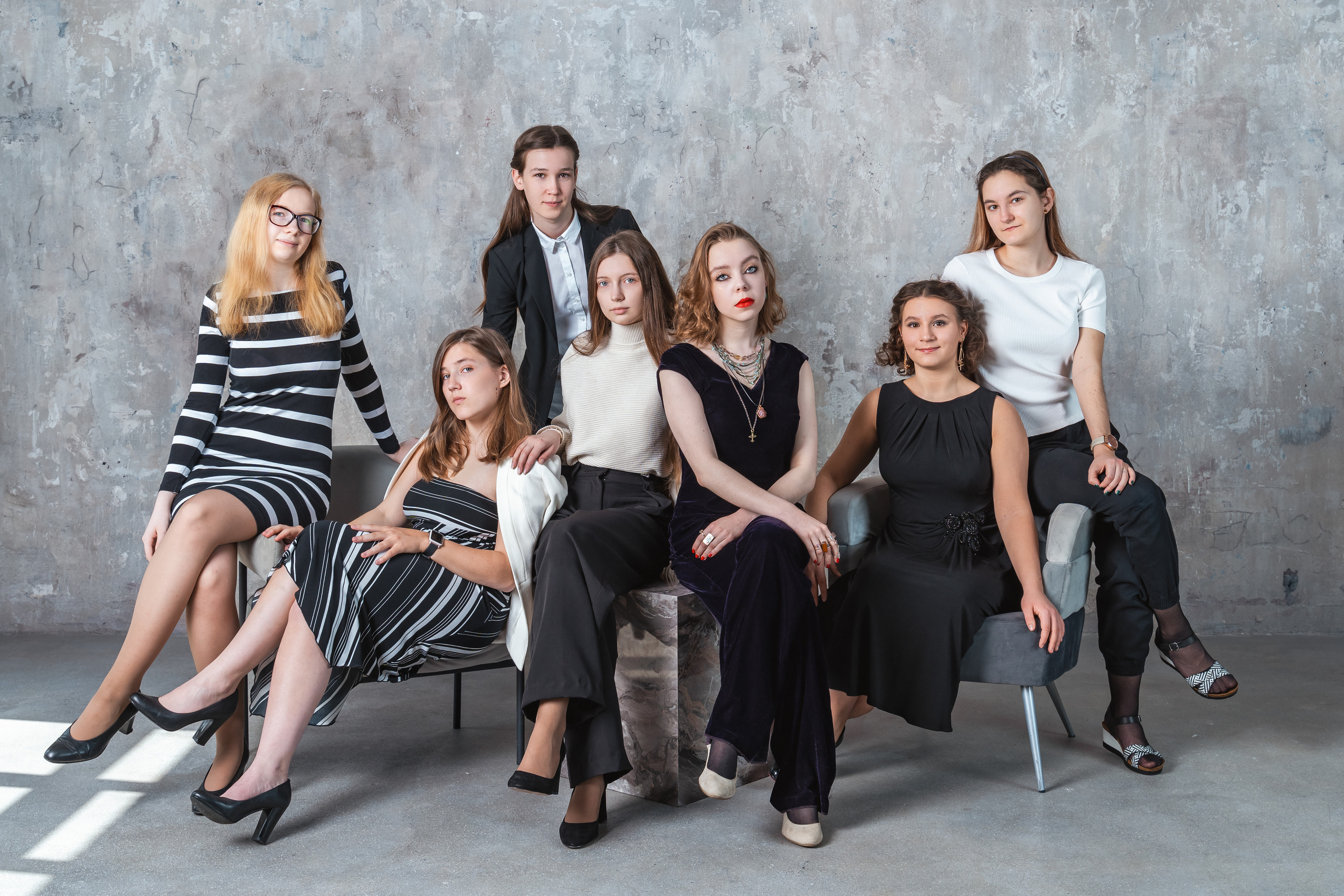 Выпускные фотоальбомы Фотограф в Москве Устинович Алена