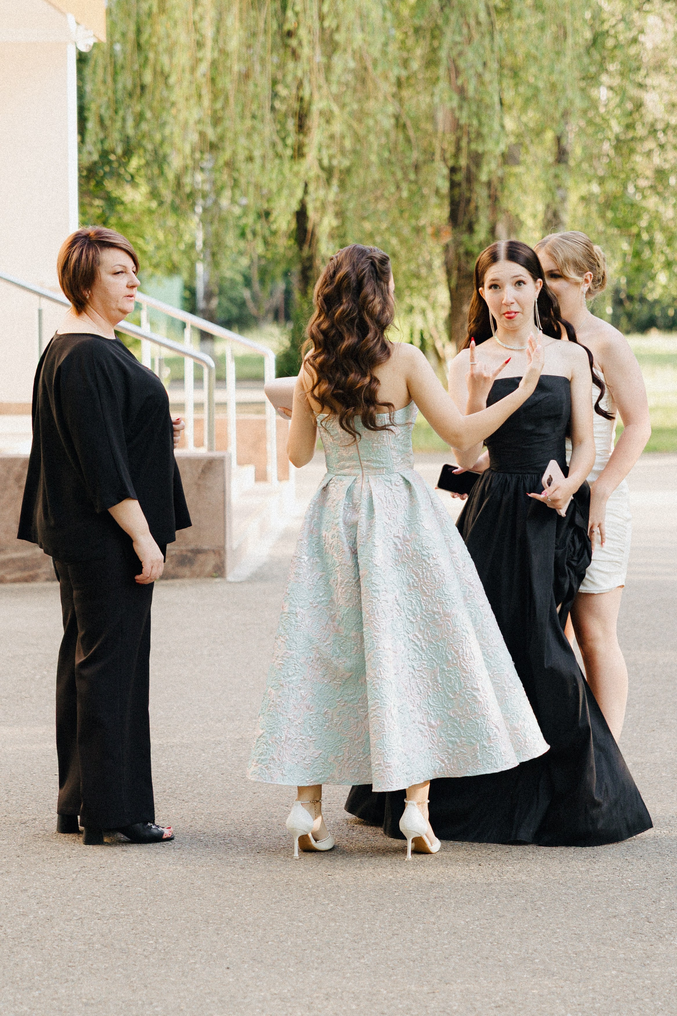 Вручение аттестатов. Свадебный фотограф Роман Еремеев