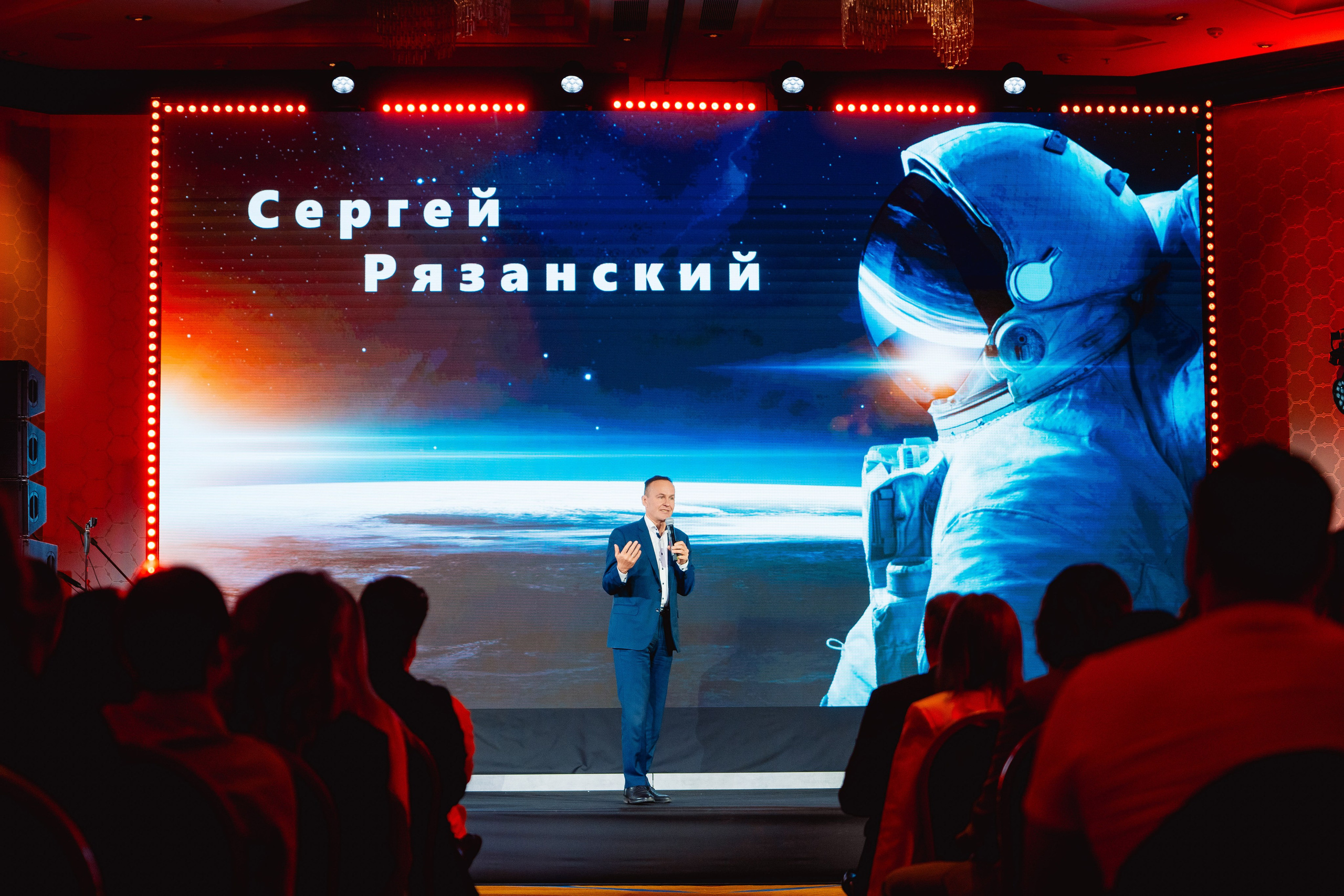 SEB. Репортажный фотограф в Москве Федор Вдовин