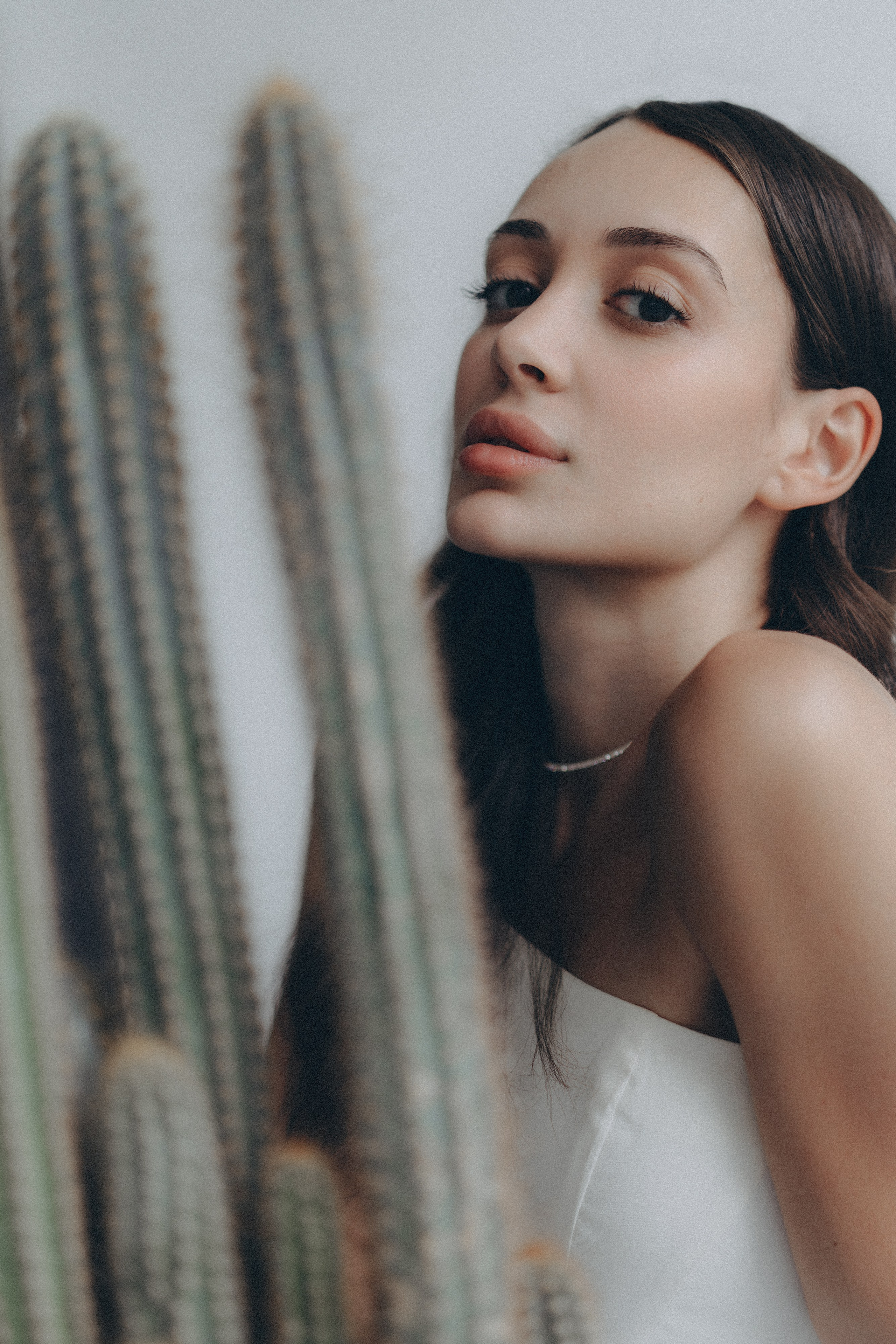 Photograph of a young woman with natural beauty