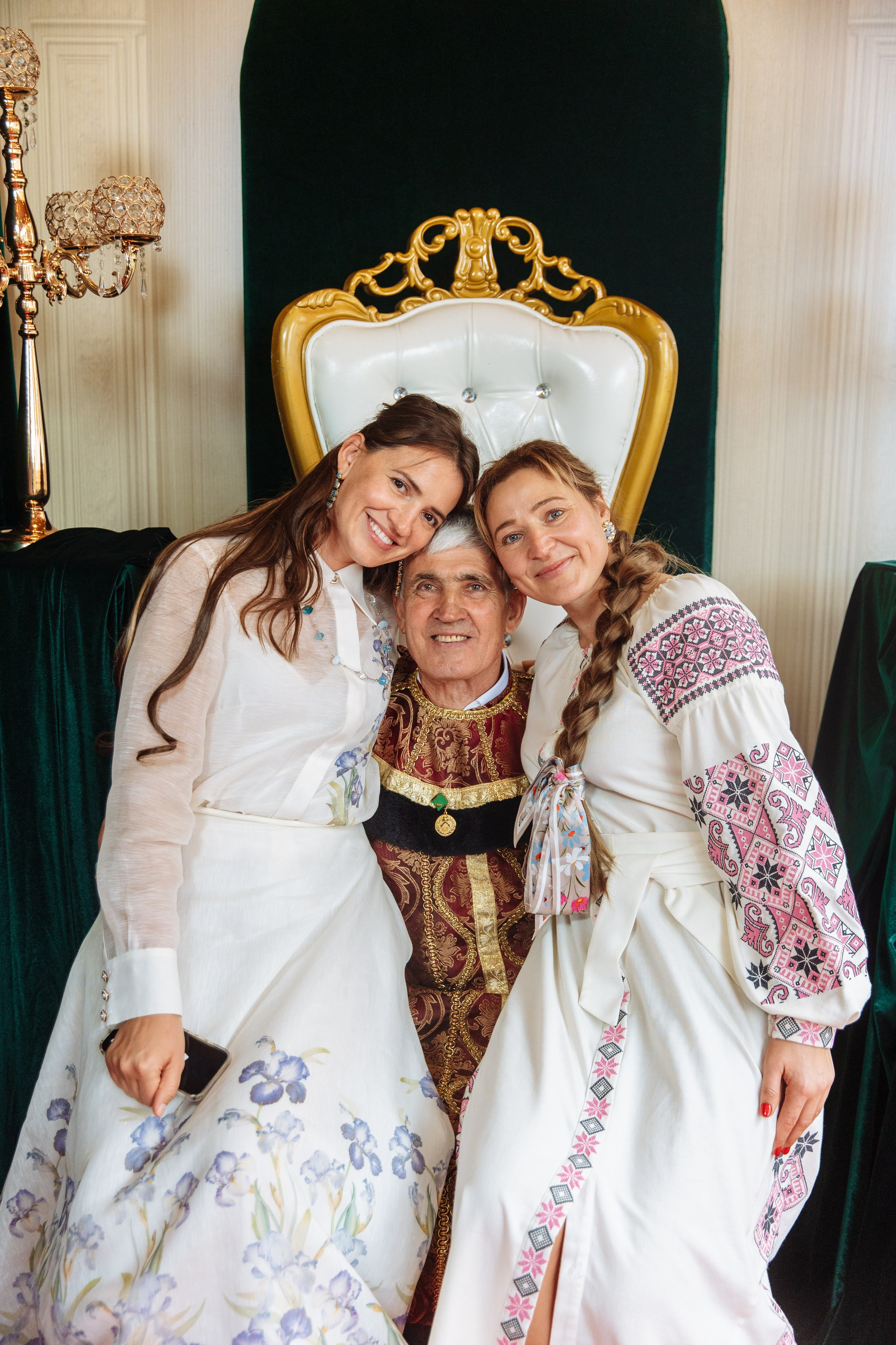 «Иван Васильевич меняет профессию» Юбилей. Свадебный и семейный фотограф в Улан-Удэ