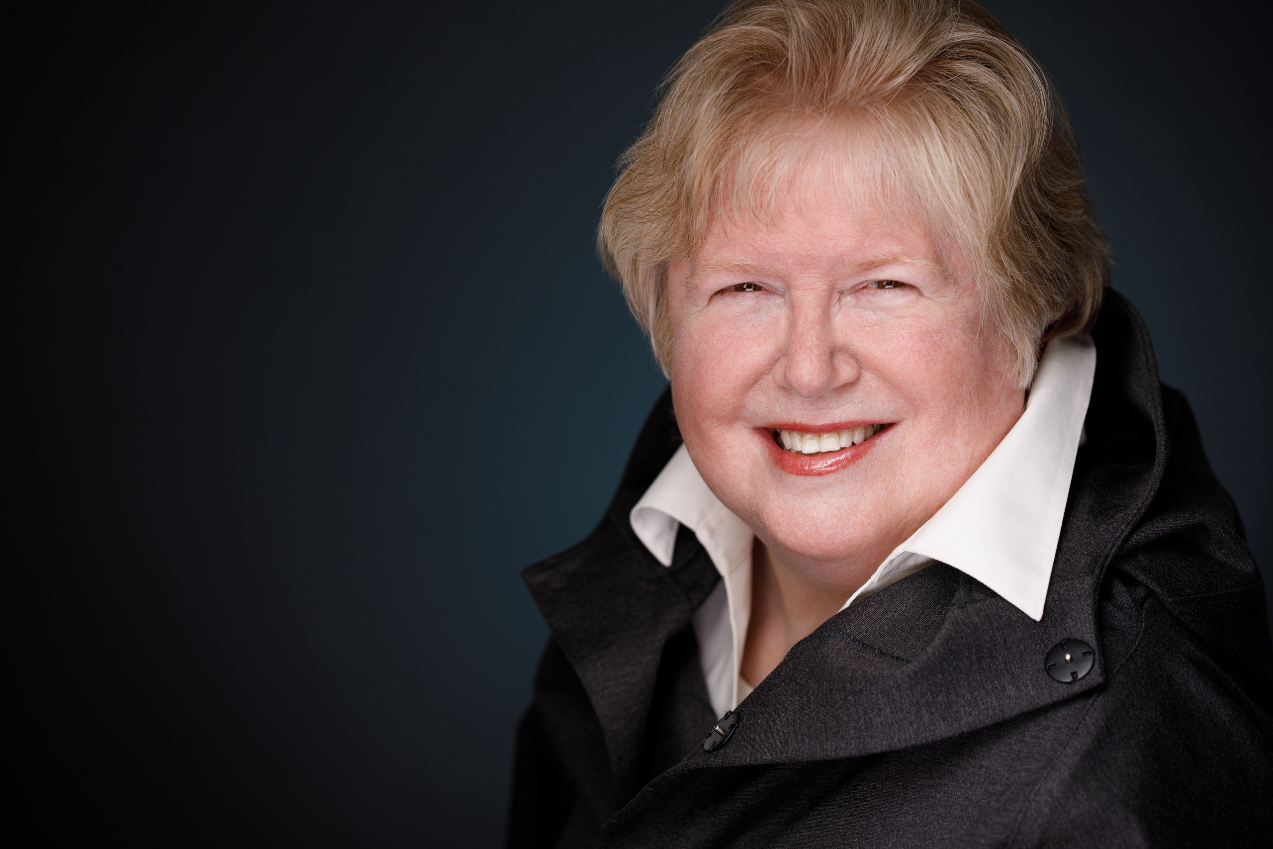 Headshot session for a writer. Headshot & portrait photographer Alexei Shendrick