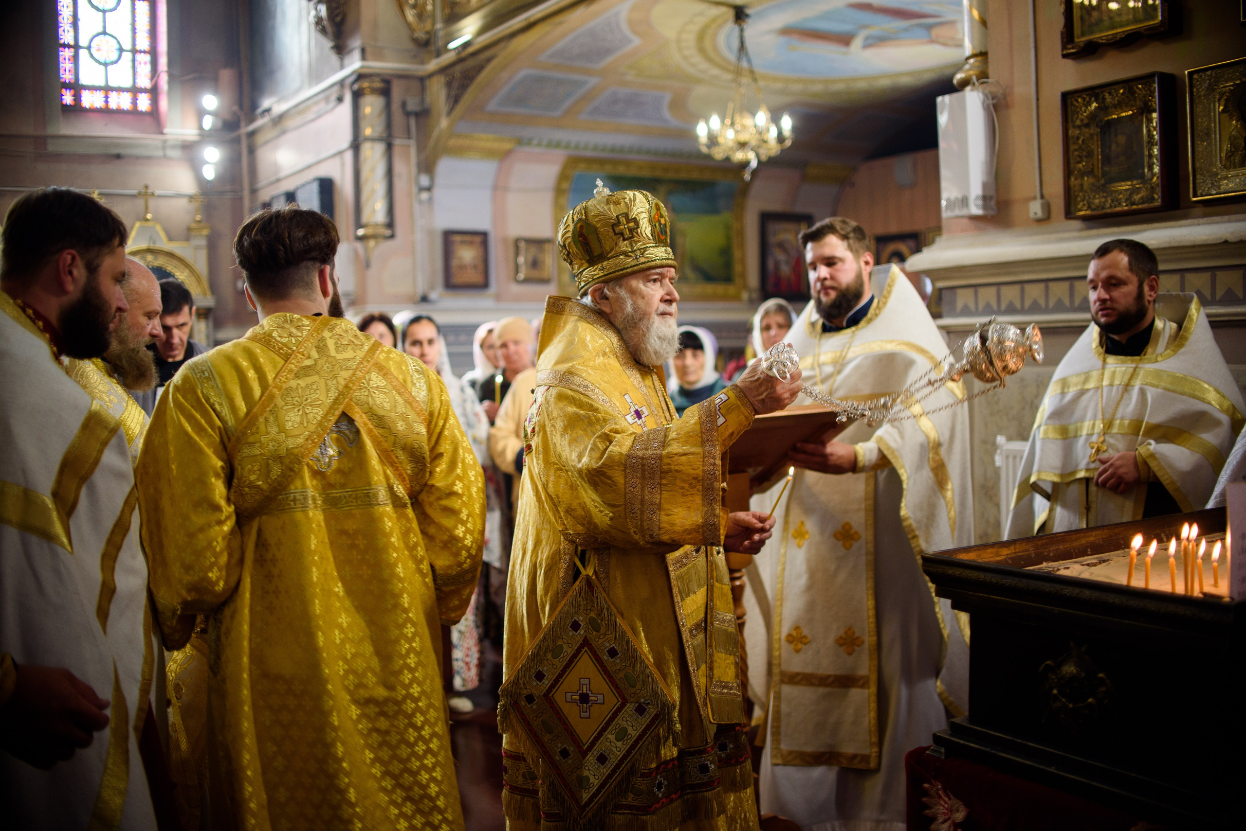 Воскресная литургия 29.10.2023. Семейный и свадебный фотограф в Феодосии и Коктебеле