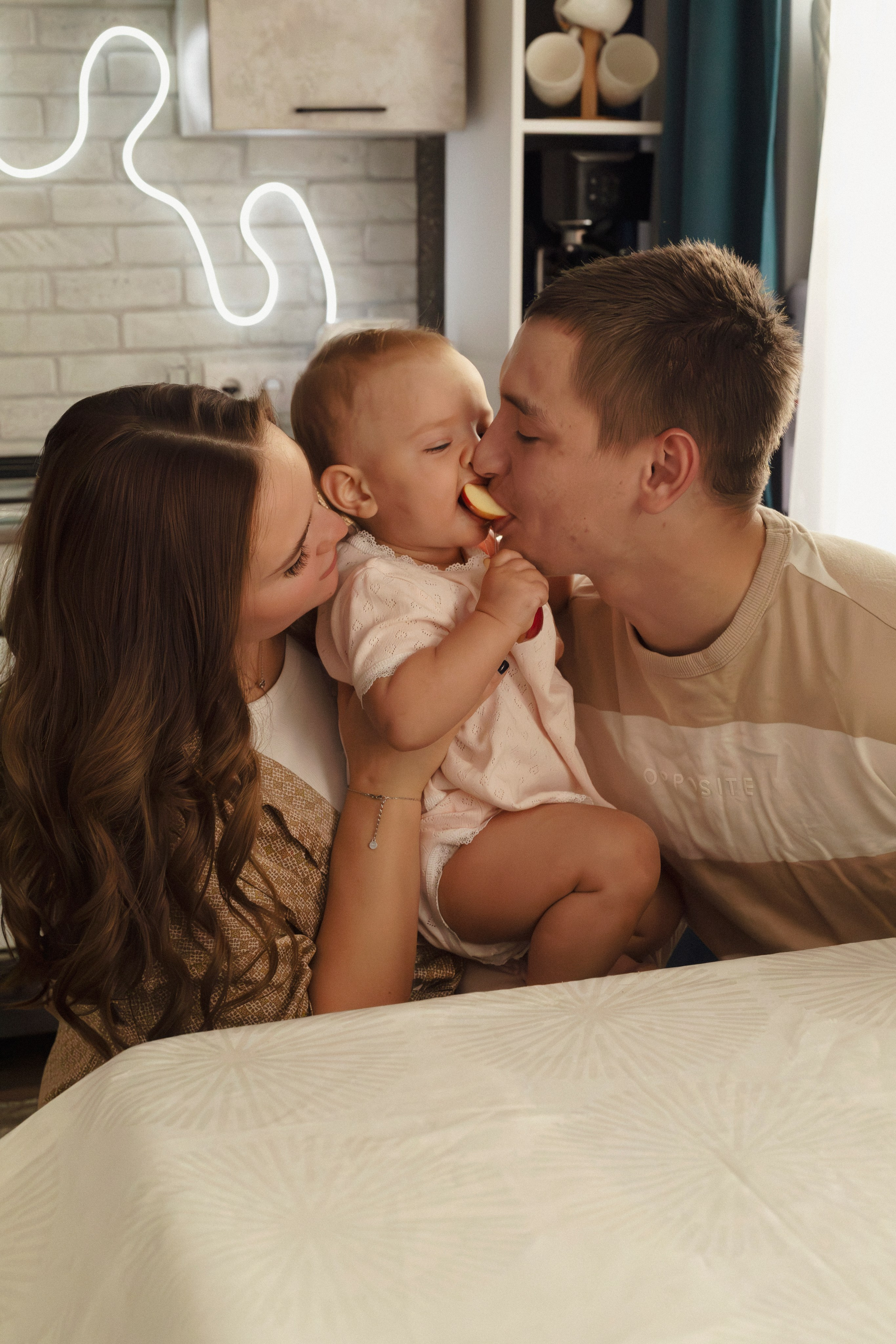 Семейная домашняя фотосессия в Ангарске. Фотограф Ангарск Александра Зарубина