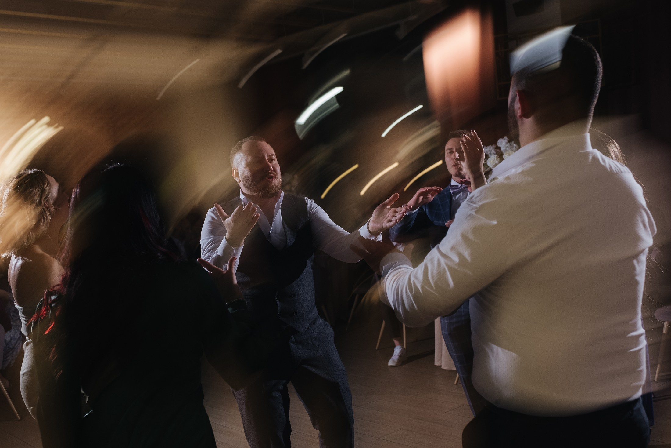 Свадебная фотосессия Москве — лучшие места, стиль, образы, красивые кадры, эмоции. Свадебный фотограф в Екатеринбурге — заказ профессиональной фотосесии, все виды фотосъемки