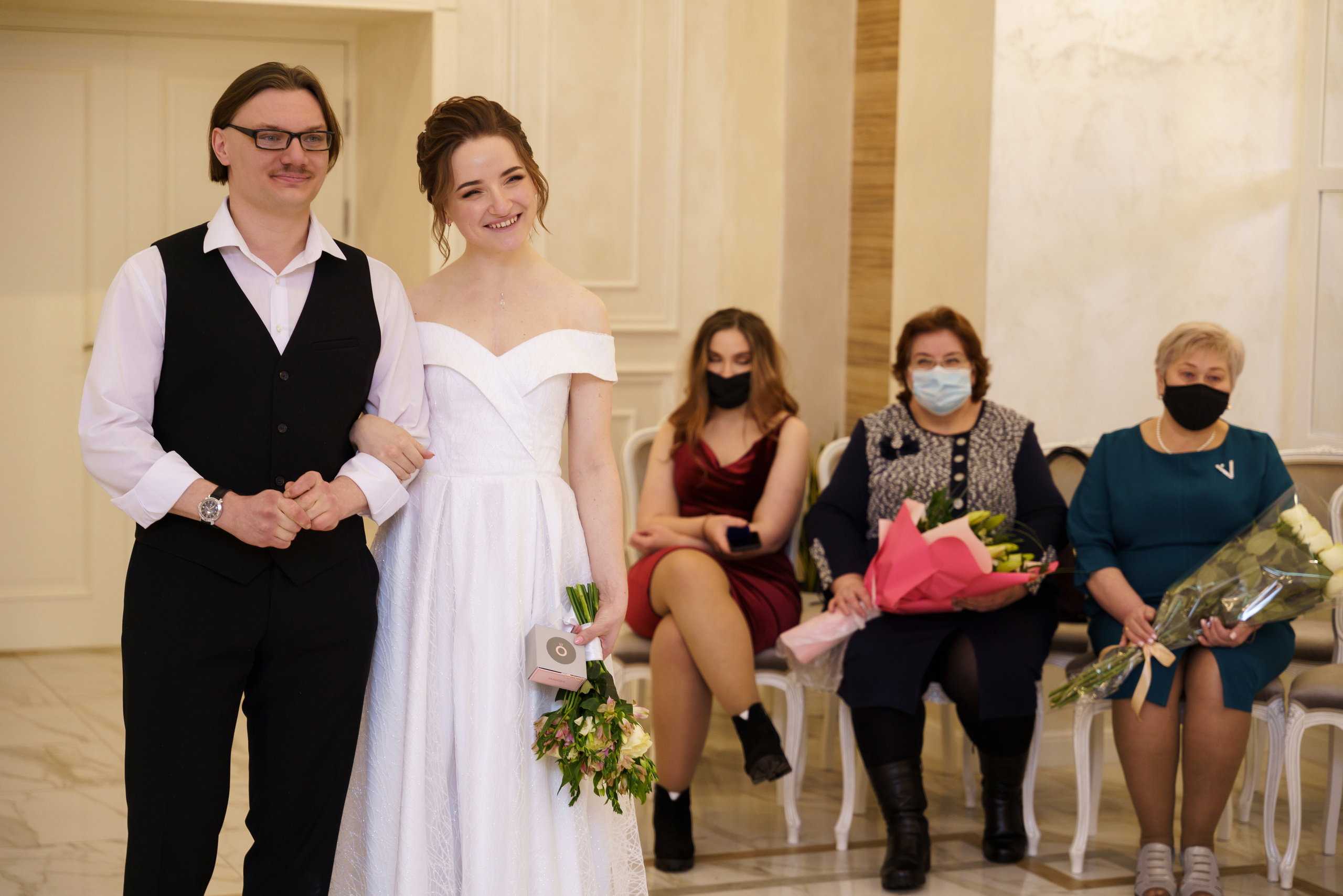 Евгения Языкова – свадебная фотография в Архангельске: эмоции и стиль