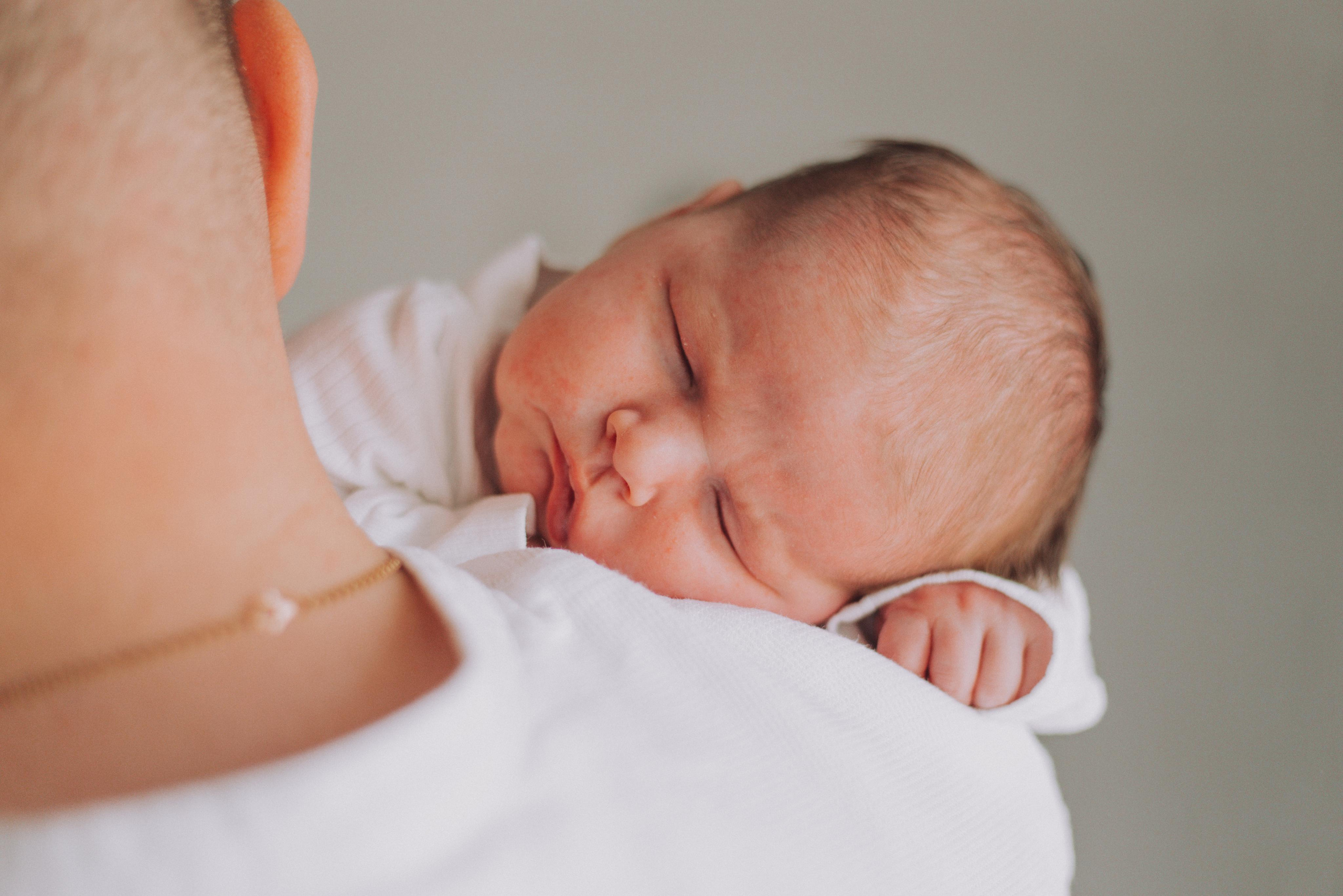 Семейный фотограф новорожденных в Краснодаре